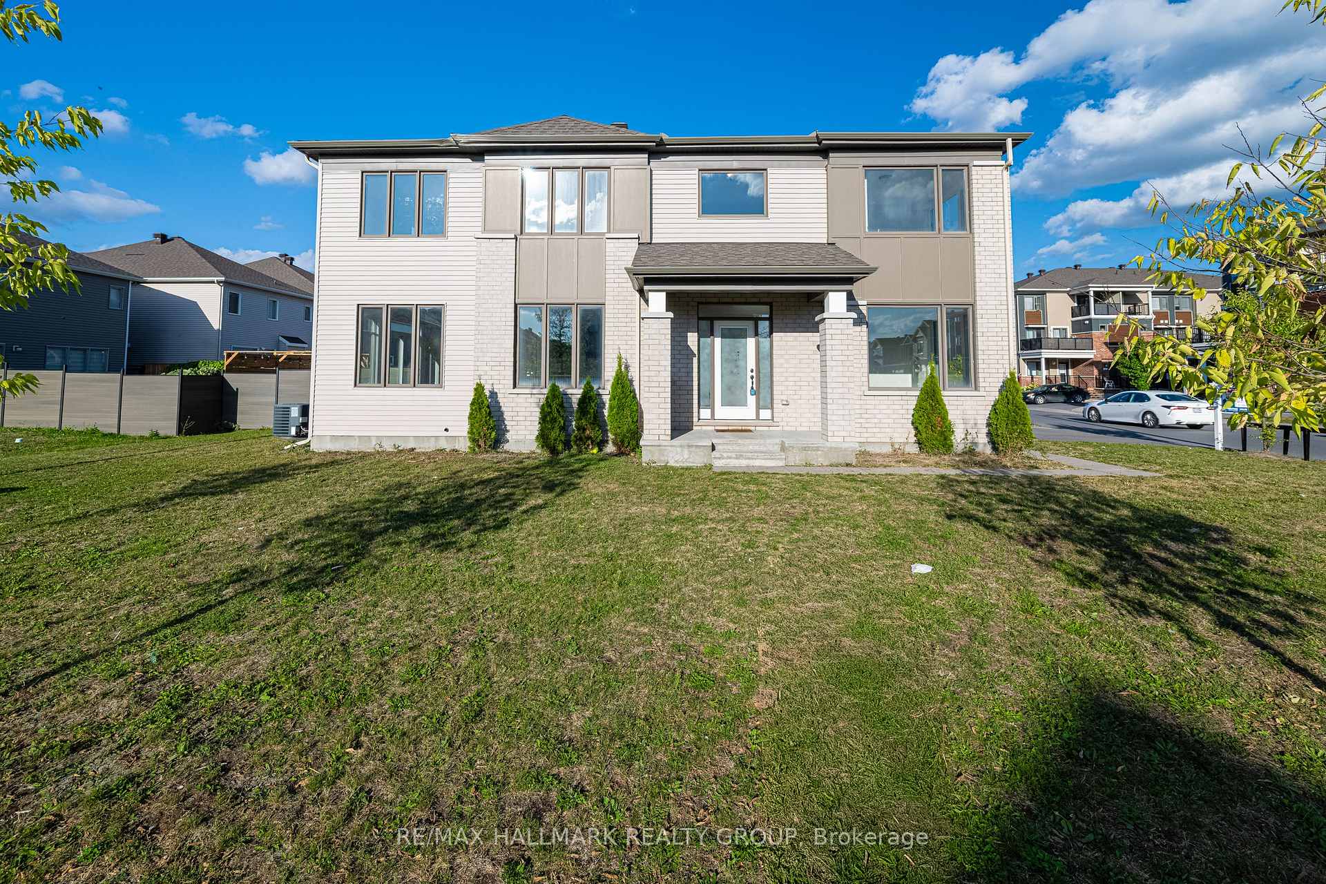 Photo 1 of 2307 Watercolours Way, Ottawa, Barrhaven - Half Moon Bay — HOMEH