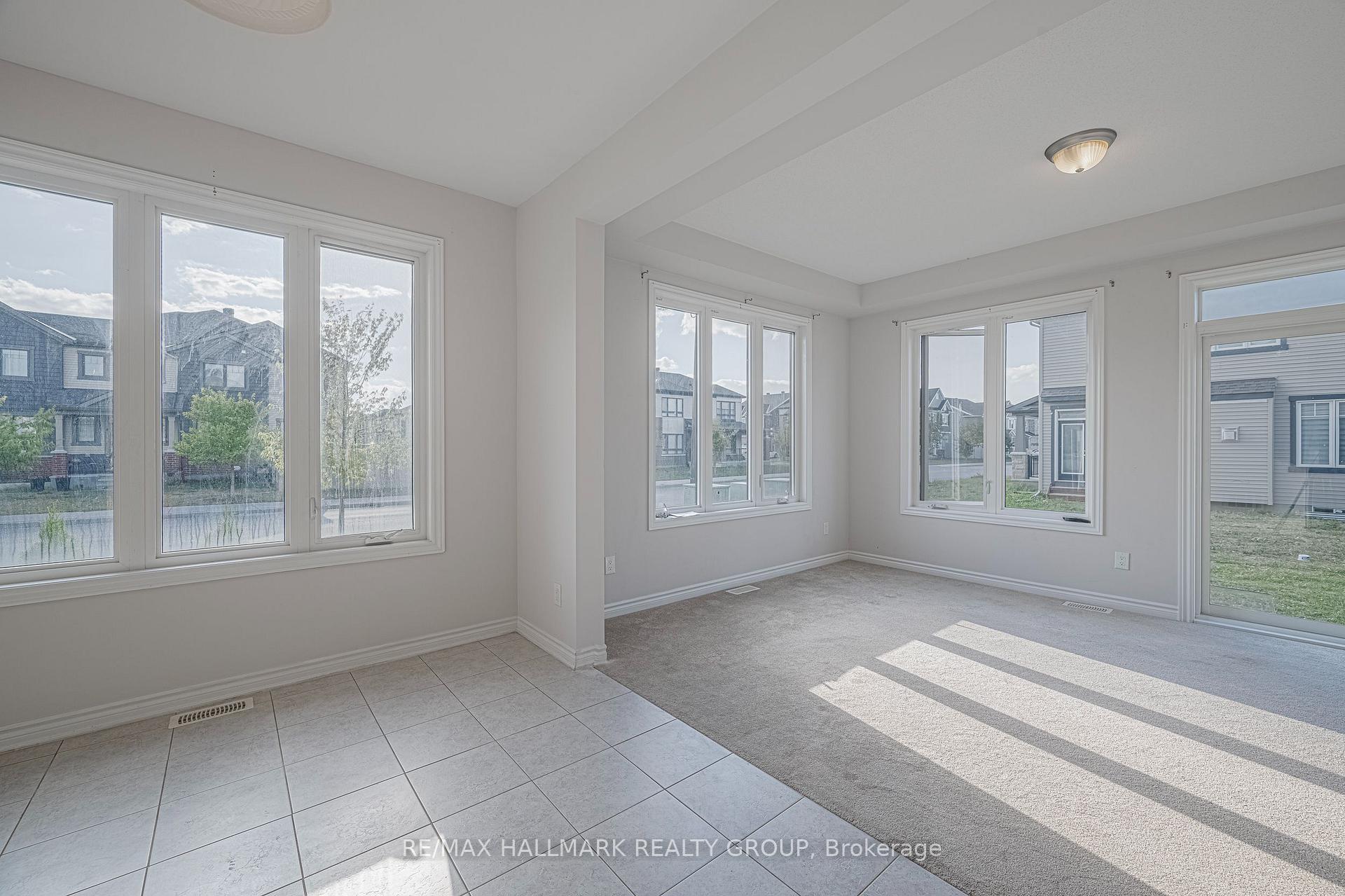 Photo 9 of 2307 Watercolours Way, Ottawa, Barrhaven - Half Moon Bay — HOMEH