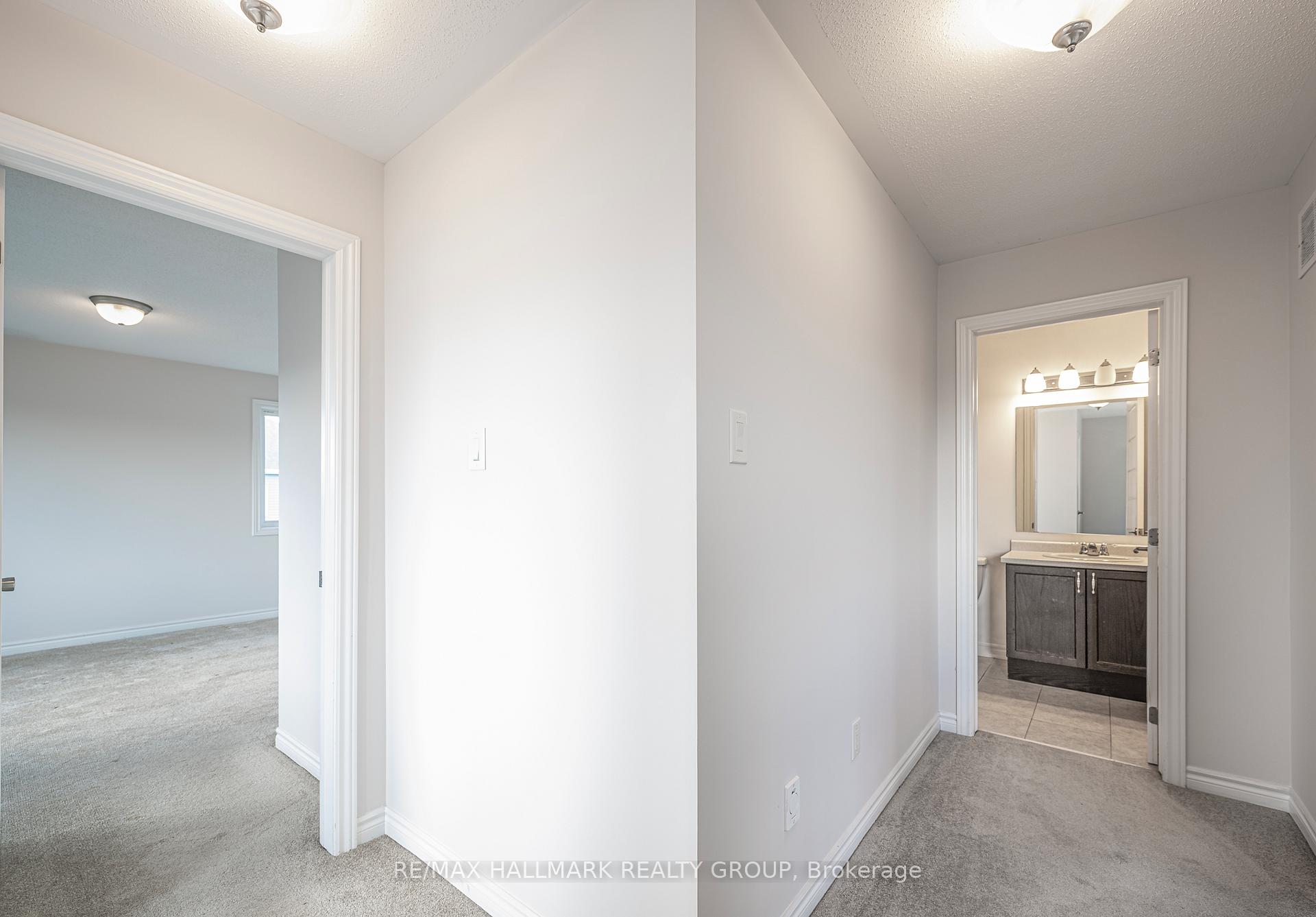 Photo 22 of 2307 Watercolours Way, Ottawa, Barrhaven - Half Moon Bay — HOMEH