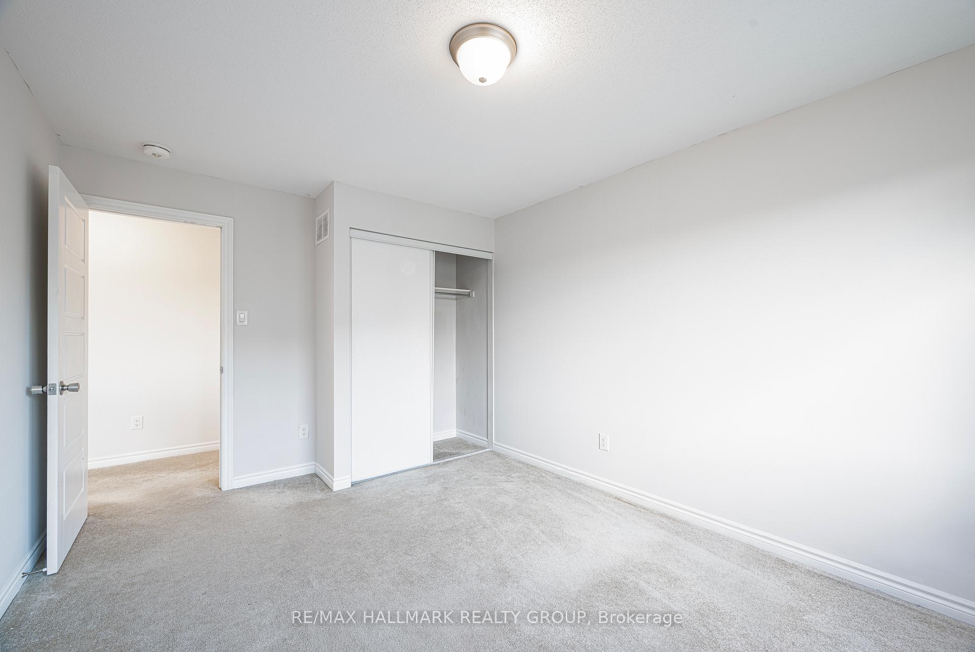 Photo 23 of 2307 Watercolours Way, Ottawa, Barrhaven - Half Moon Bay — HOMEH