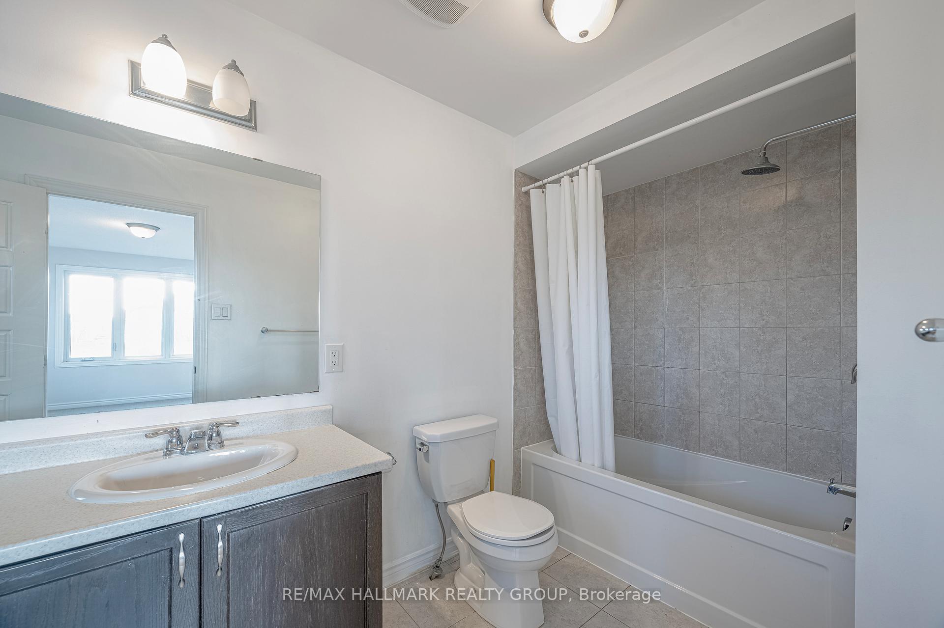 Photo 33 of 2307 Watercolours Way, Ottawa, Barrhaven - Half Moon Bay — HOMEH