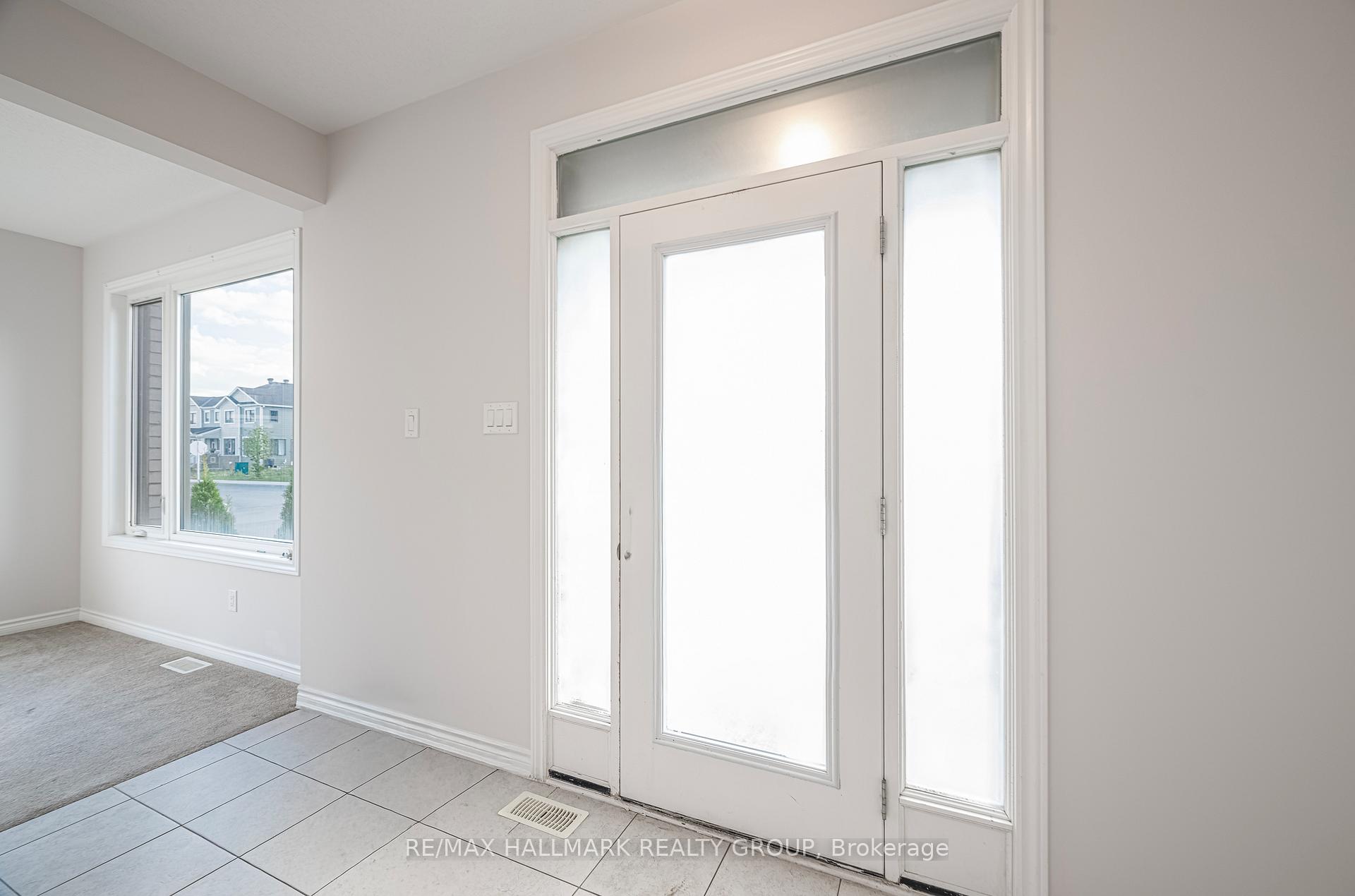 Photo 34 of 2307 Watercolours Way, Ottawa, Barrhaven - Half Moon Bay — HOMEH