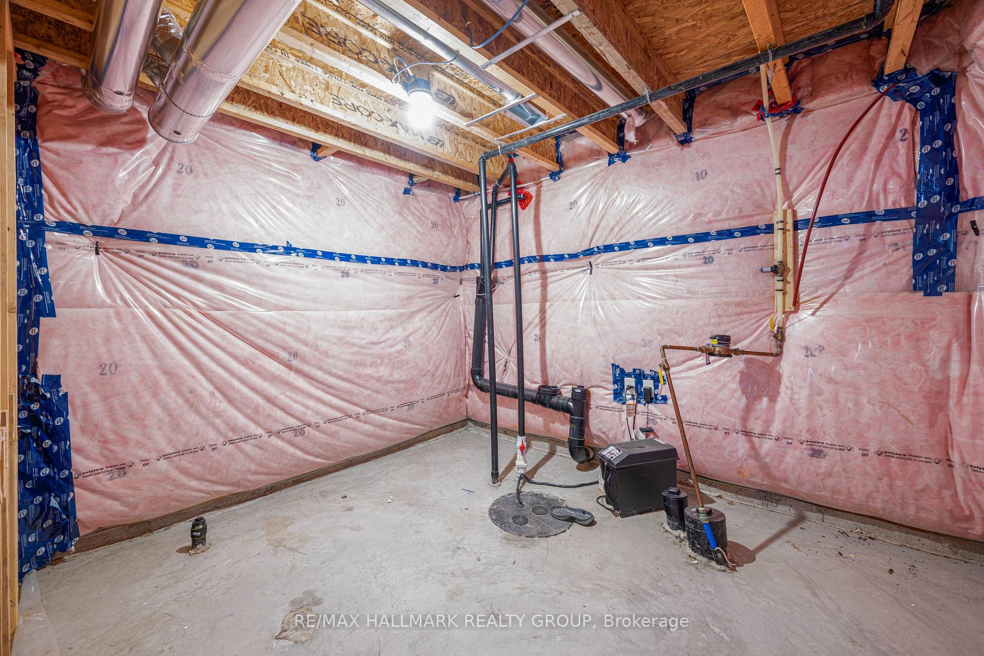 Photo 35 of 2307 Watercolours Way, Ottawa, Barrhaven - Half Moon Bay — HOMEH