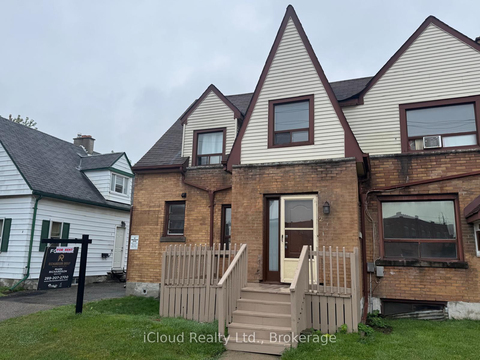 Photo 4 of Unit 2, 1 Henderson Avenue, Brampton, Downtown Brampton — HOMEH