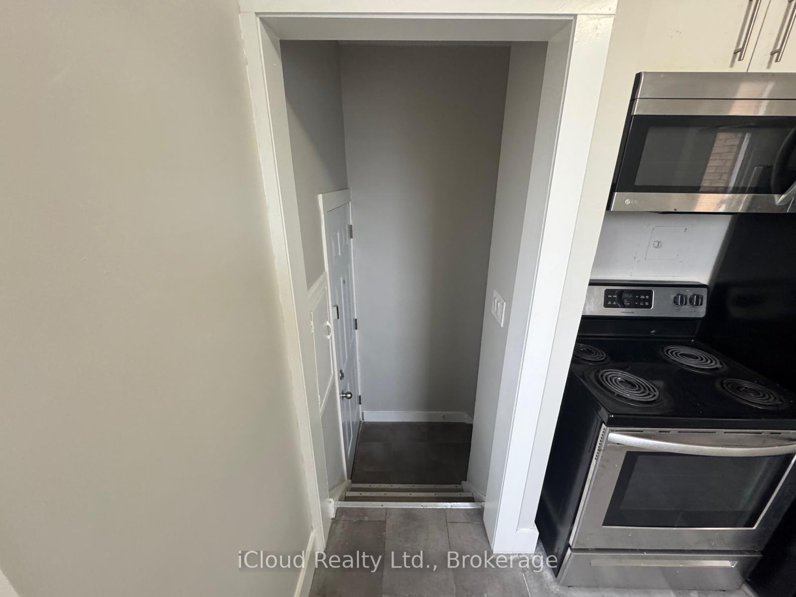 Photo 17 of Unit 2, 1 Henderson Avenue, Brampton, Downtown Brampton — HOMEH
