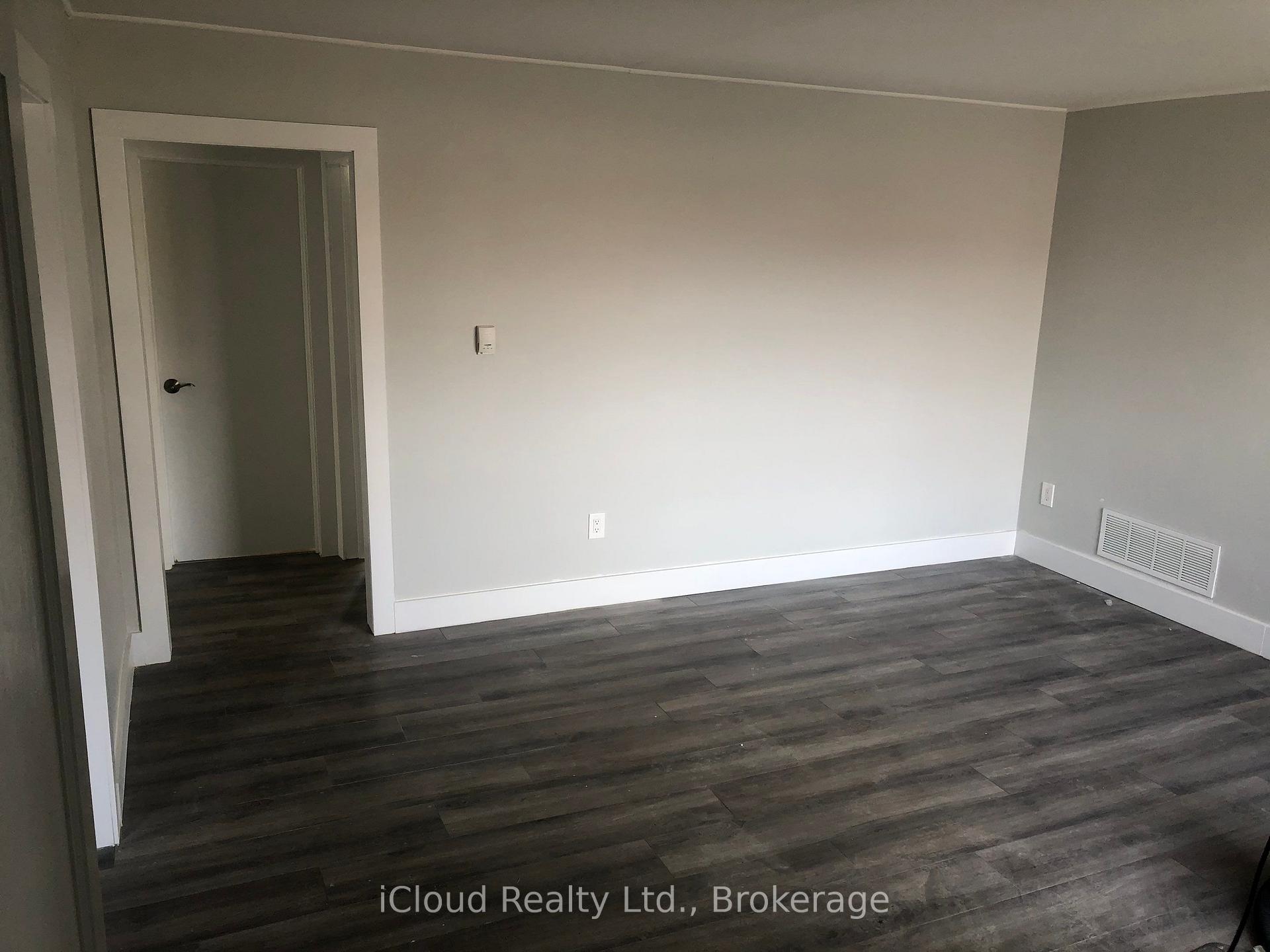 Photo 10 of Unit 2, 1 Henderson Avenue, Brampton, Downtown Brampton — HOMEH