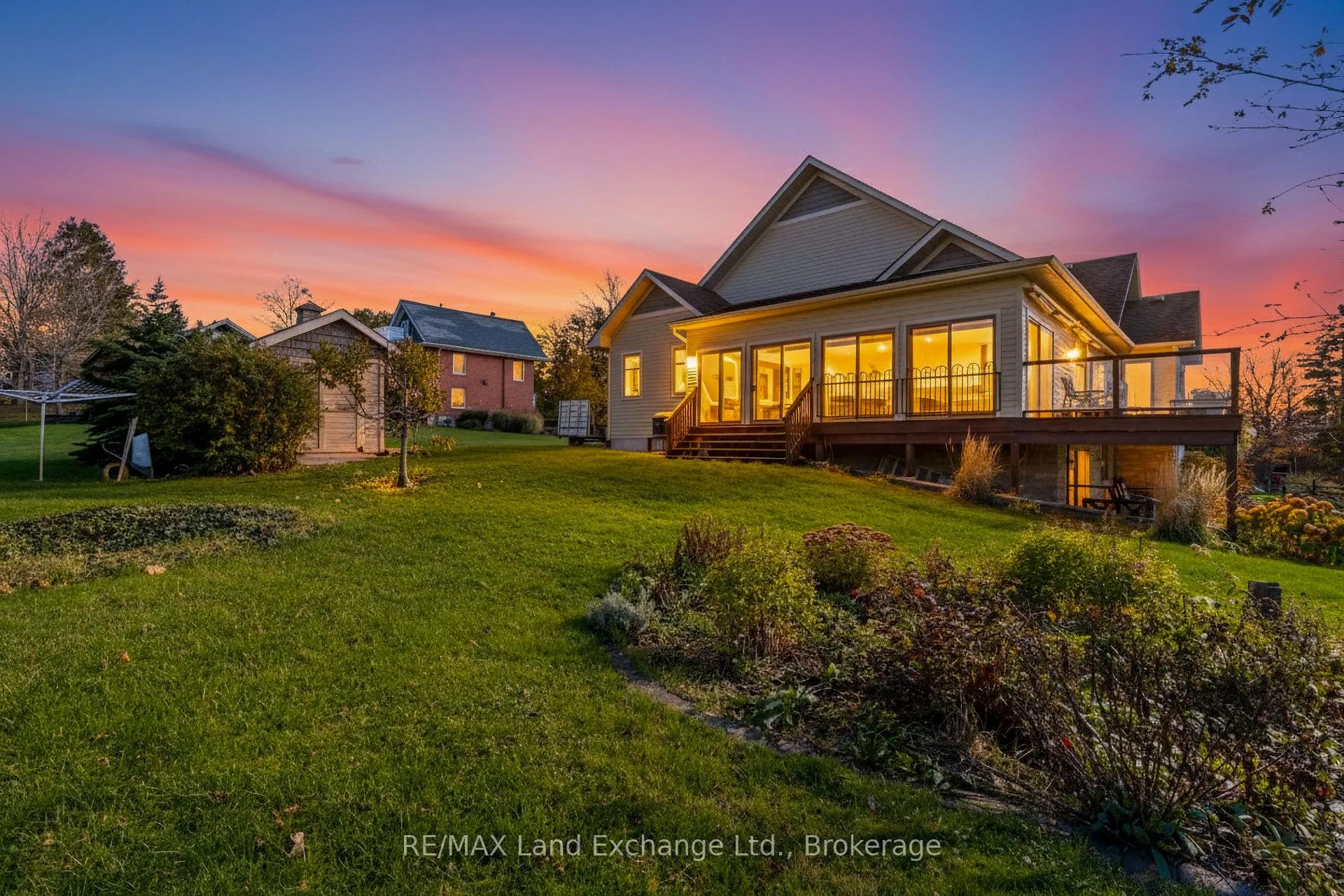 Photo 4 of 934 Old Durham Road, Brockton — HOMEH
