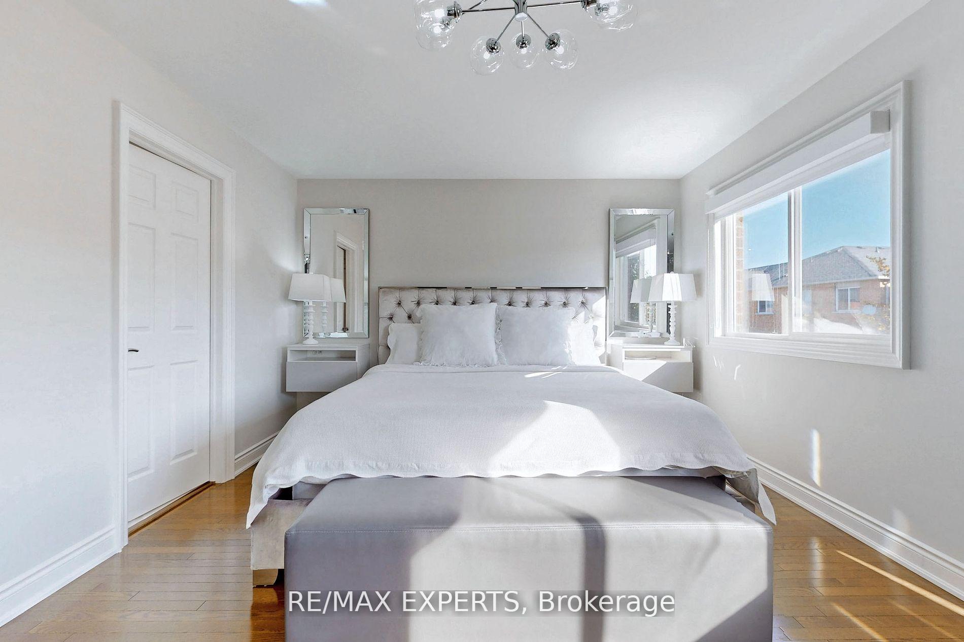 Photo 17 of 21 Twin Hills Crescent, Vaughan, Vellore Village — HOMEH