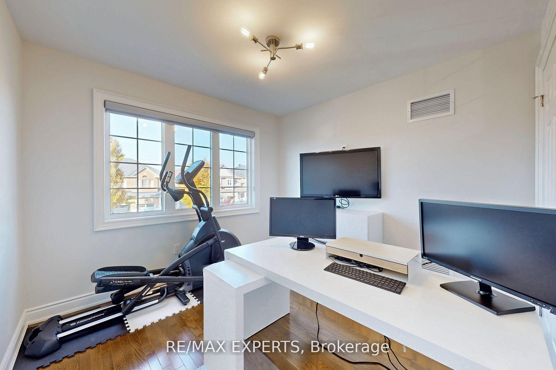 Photo 23 of 21 Twin Hills Crescent, Vaughan, Vellore Village — HOMEH