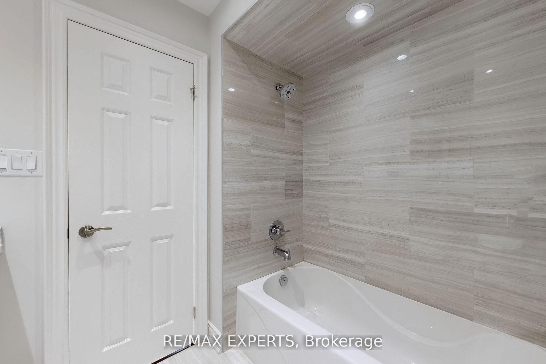 Photo 26 of 21 Twin Hills Crescent, Vaughan, Vellore Village — HOMEH
