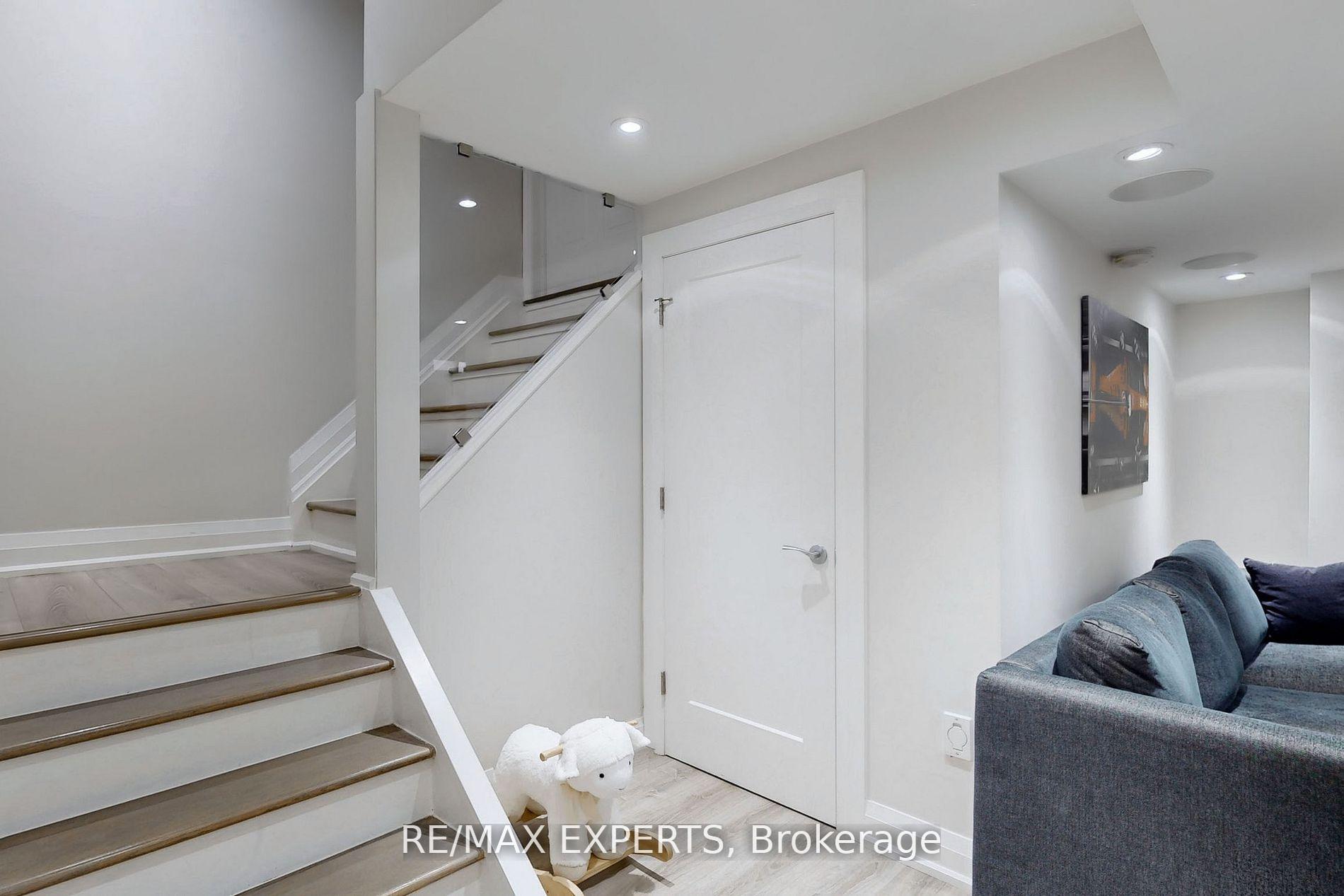 Photo 27 of 21 Twin Hills Crescent, Vaughan, Vellore Village — HOMEH