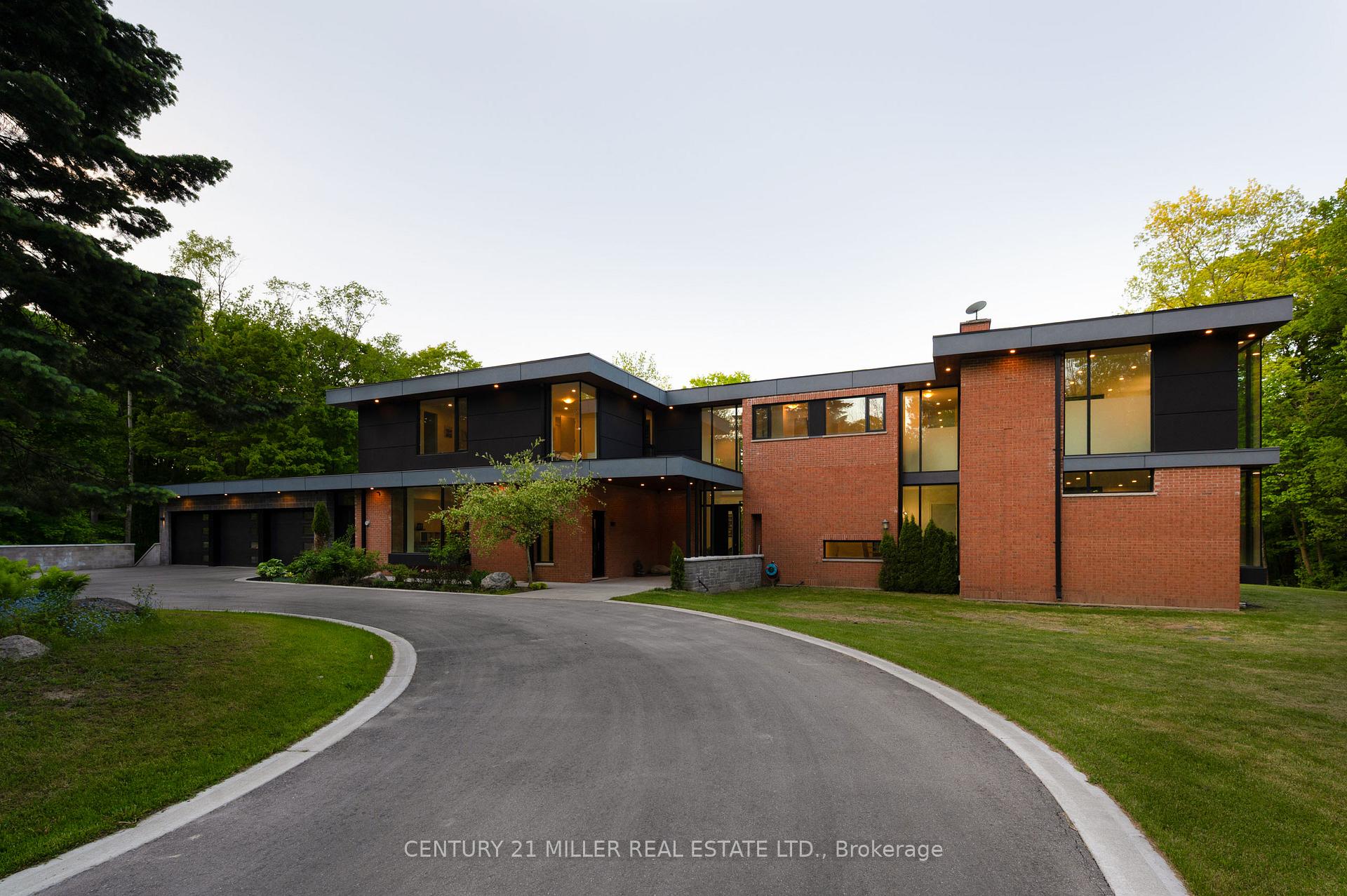 Photo 4 of 140 Gravel Pit Road, Hamilton, Rural Ancaster — HOMEH