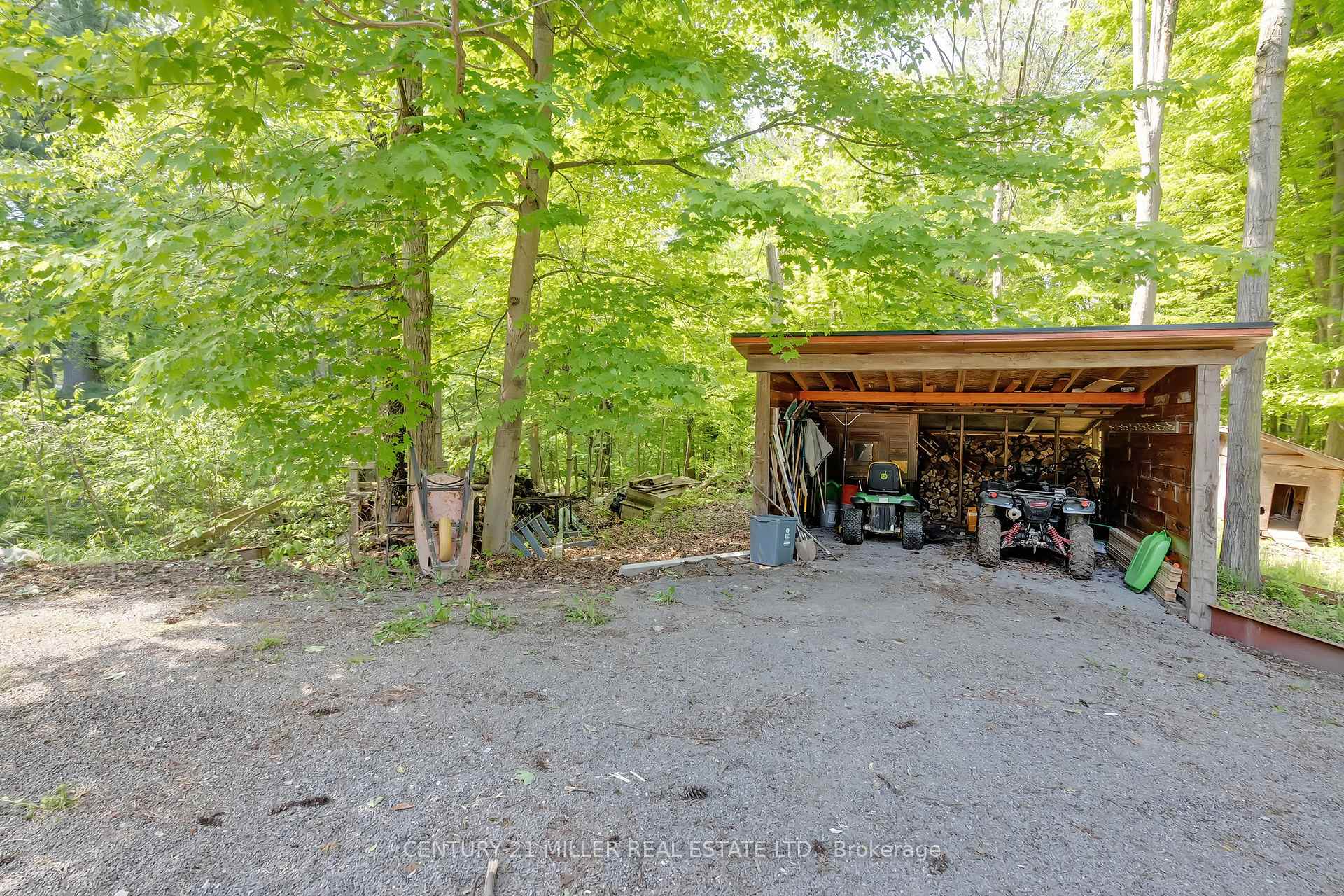 Photo 48 of 140 Gravel Pit Road, Hamilton, Rural Ancaster — HOMEH