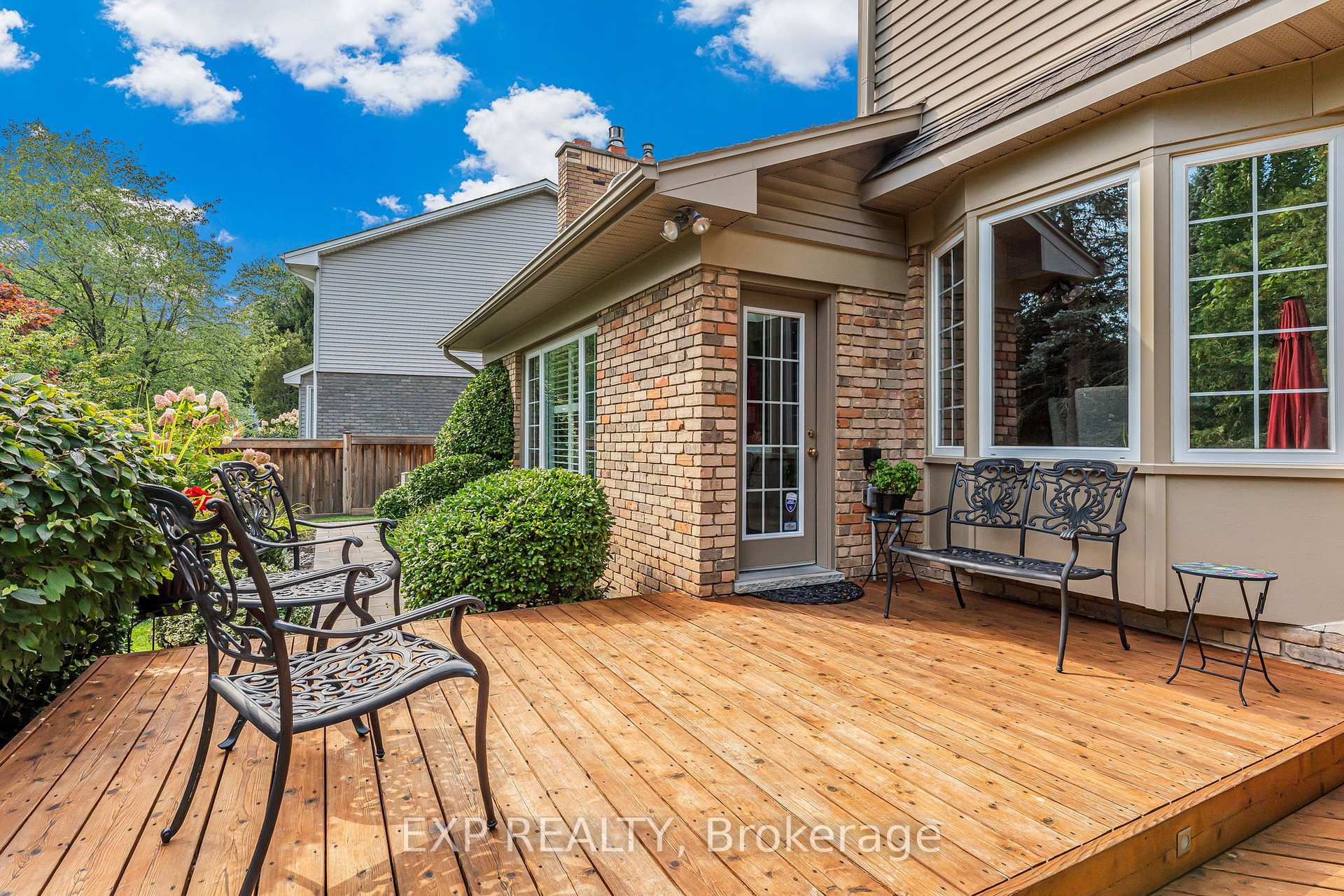 Photo 43 of 158 Broad Leaf Crescent, Hamilton, Ancaster — HOMEH