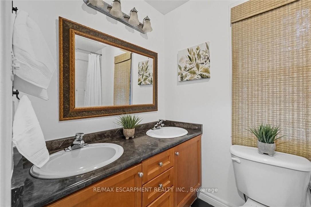 Photo 17 of 120 Amelia Street, Hamilton, Kirkendall — HOMEH