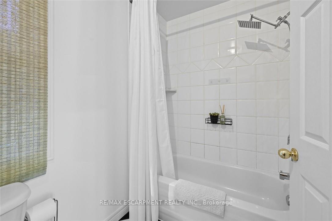 Photo 18 of 120 Amelia Street, Hamilton, Kirkendall — HOMEH