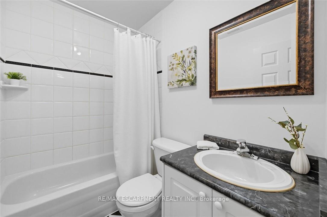 Photo 22 of 120 Amelia Street, Hamilton, Kirkendall — HOMEH