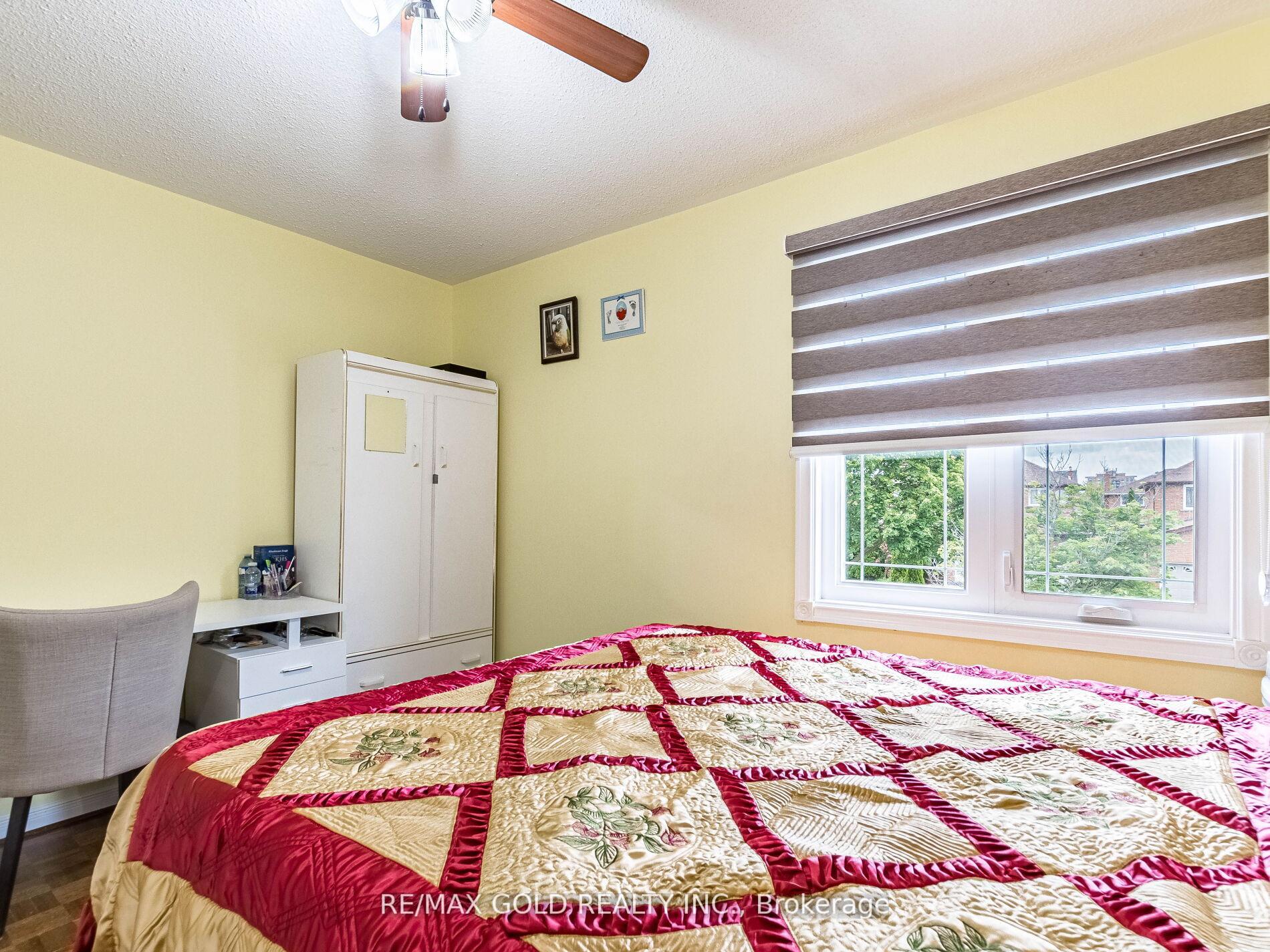 Photo 40 of 14 Kentucky Drive, Brampton, Fletcher's Creek South — HOMEH