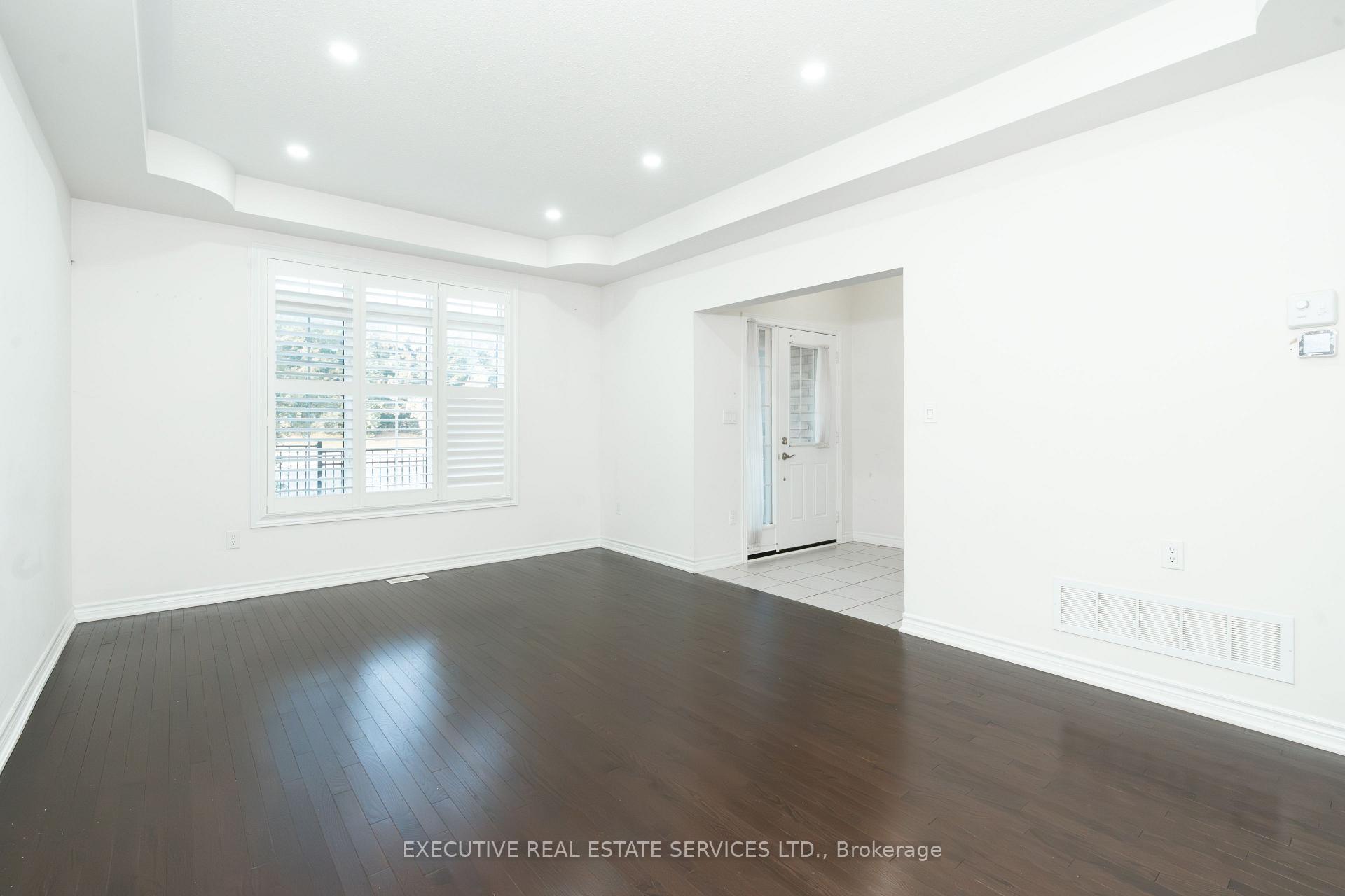 Photo 22 of 64 Hatton Court, Brampton, Credit Valley — HOMEH