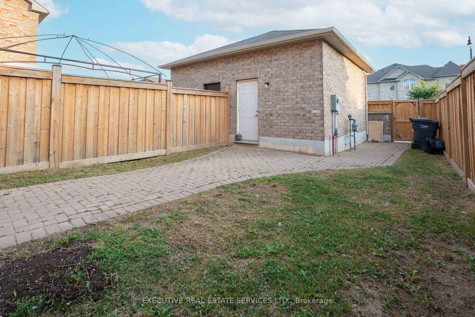Photo 29 of 64 Hatton Court, Brampton, Credit Valley — HOMEH