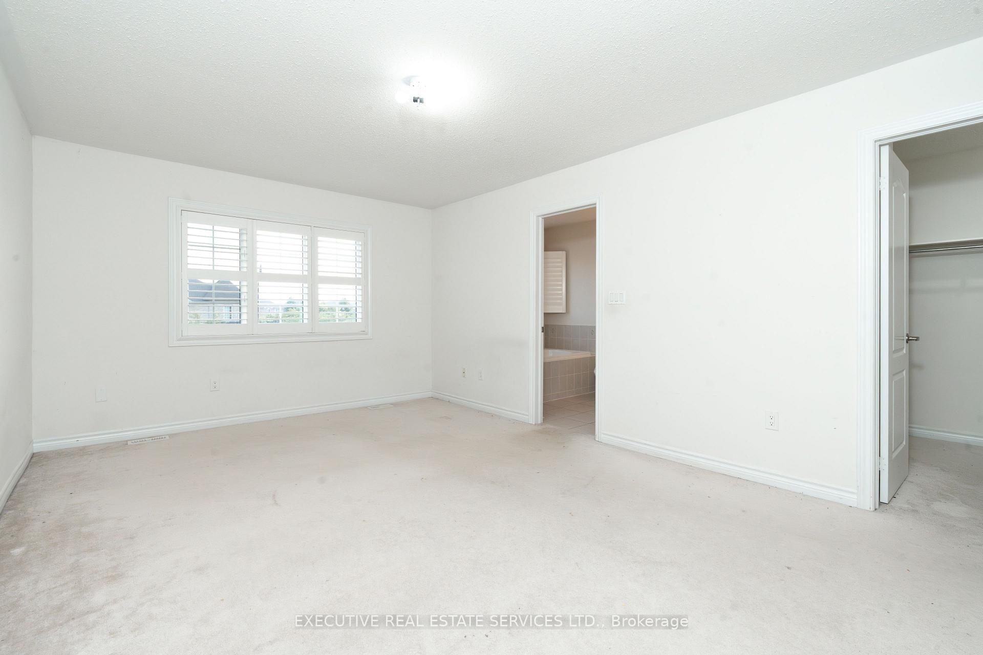 Photo 45 of 64 Hatton Court, Brampton, Credit Valley — HOMEH
