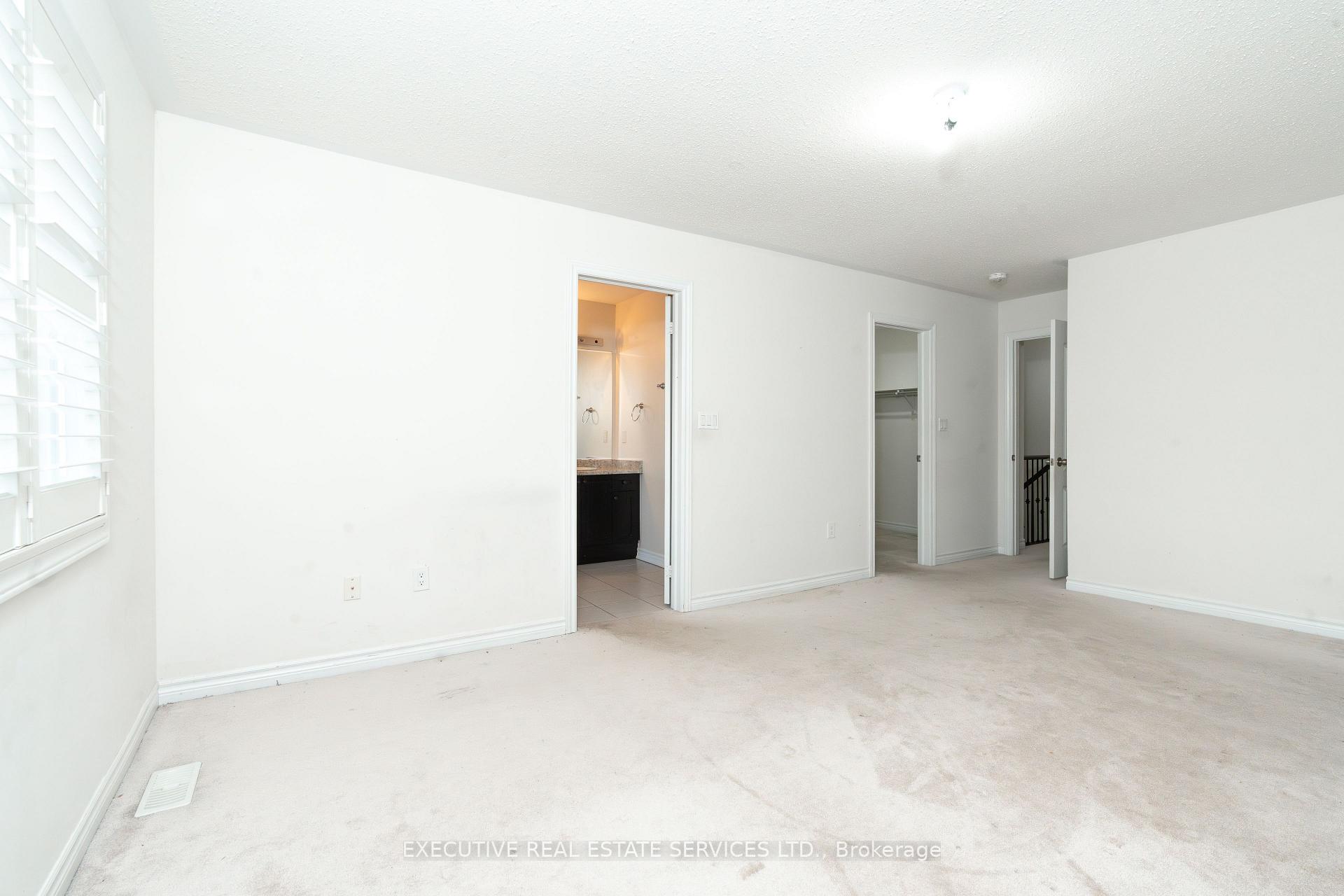 Photo 46 of 64 Hatton Court, Brampton, Credit Valley — HOMEH