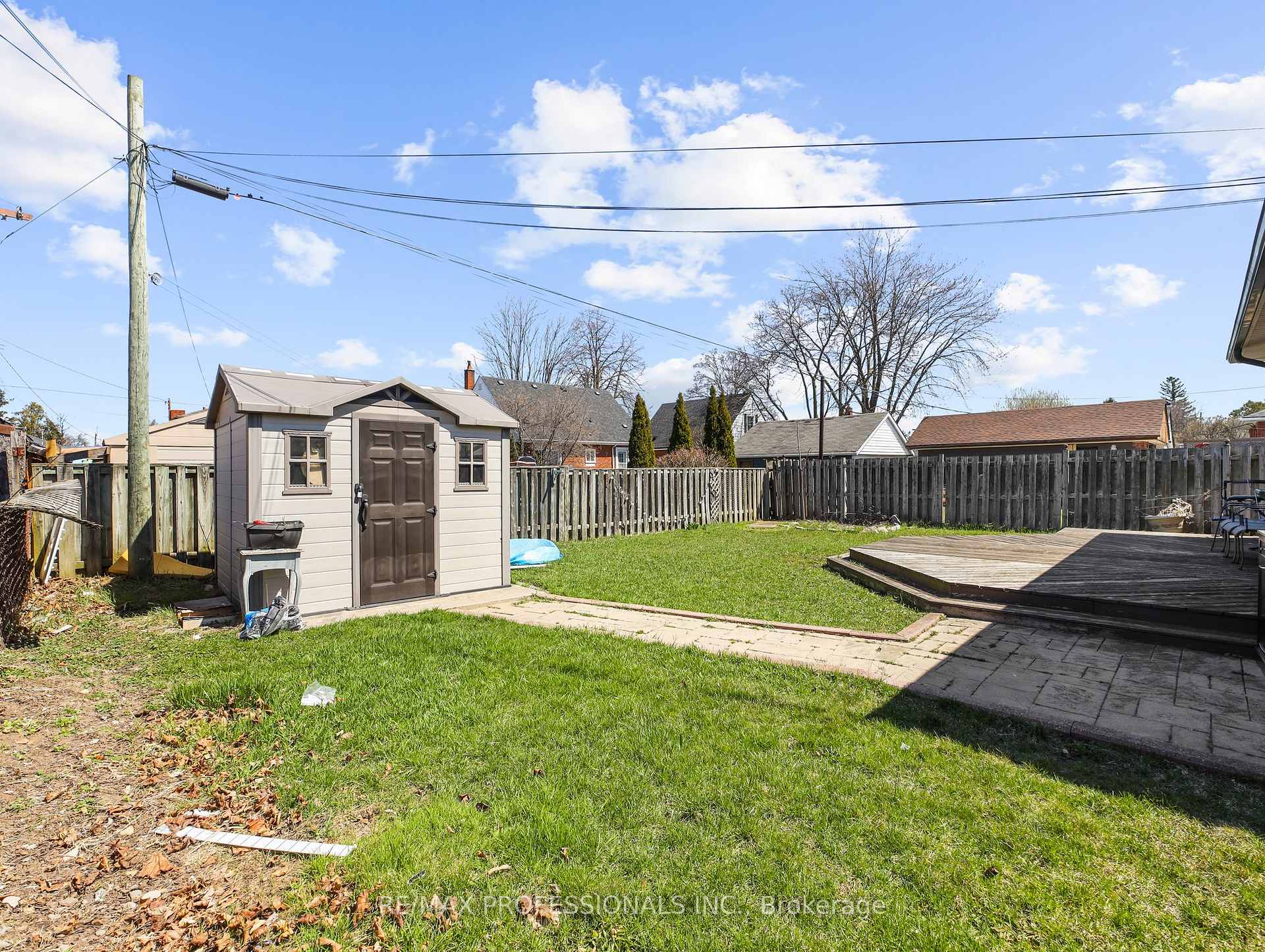 Photo 14 of 41 Elliott Avenue, Hamilton, Huntington — HOMEH