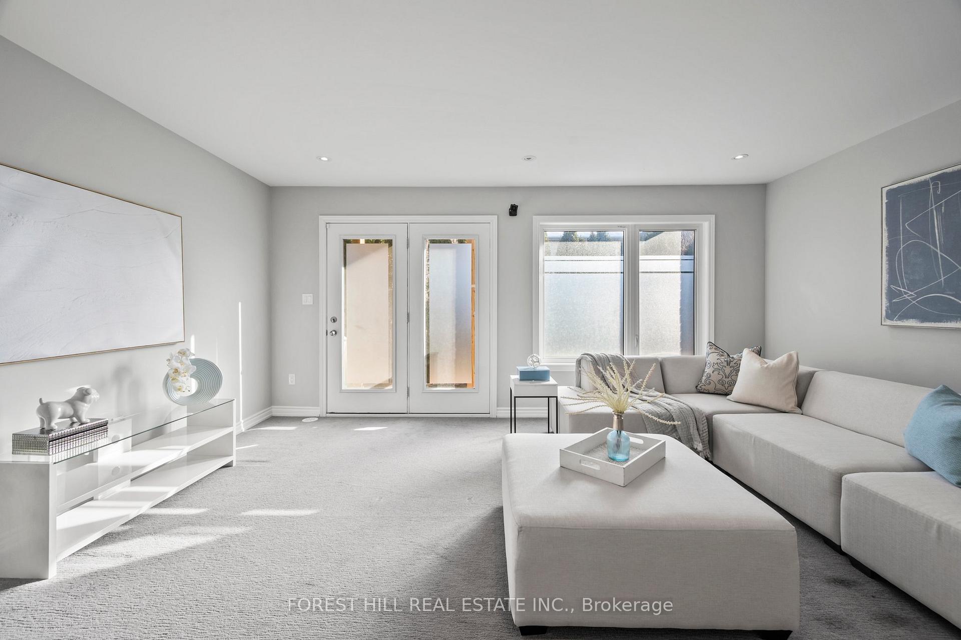 Photo 4 of 222 Golden Trail, Vaughan, Patterson — HOMEH