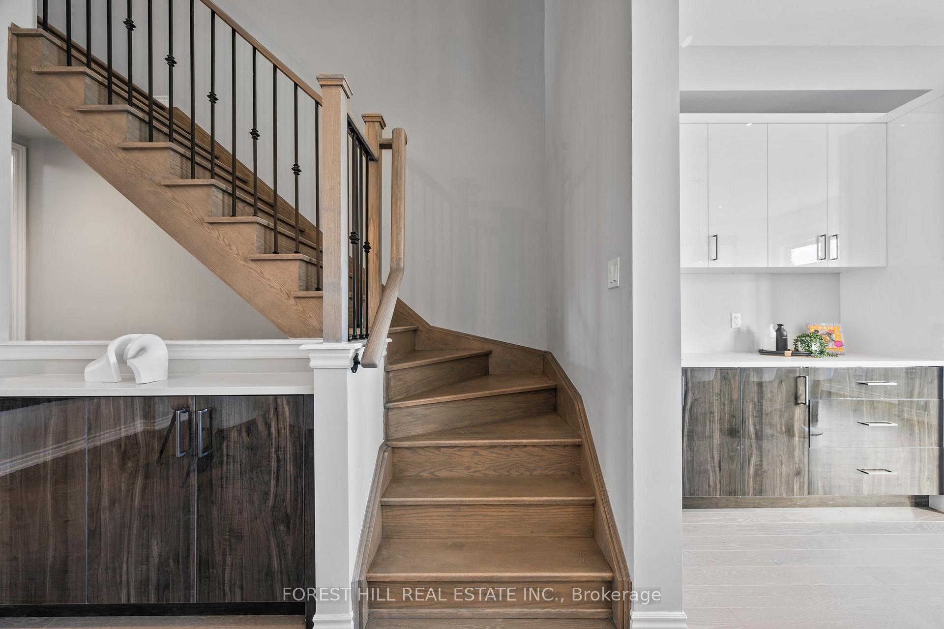 Photo 22 of 222 Golden Trail, Vaughan, Patterson — HOMEH