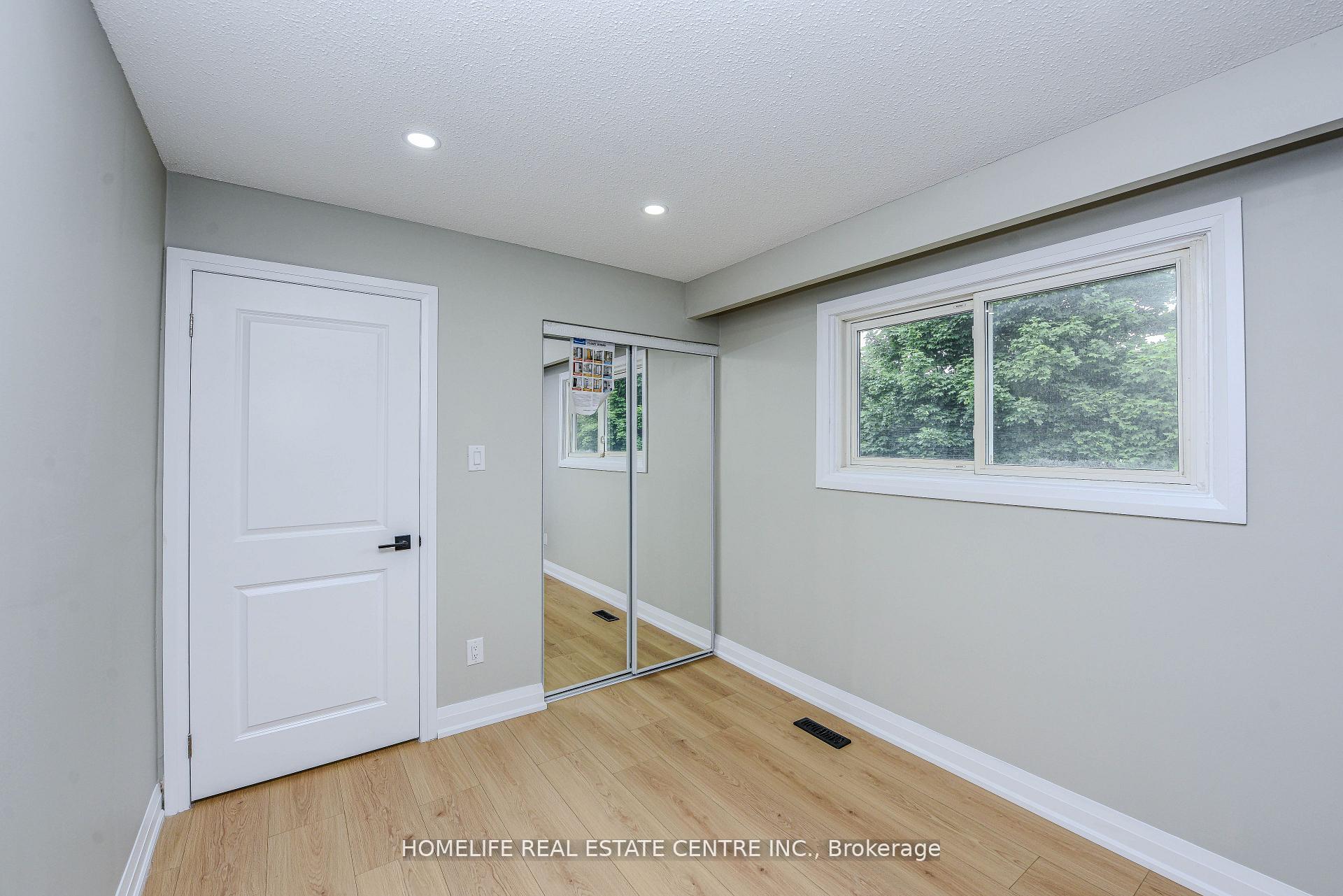 Photo 33 of 37 Newlyn Crescent, Brampton, Brampton North — HOMEH