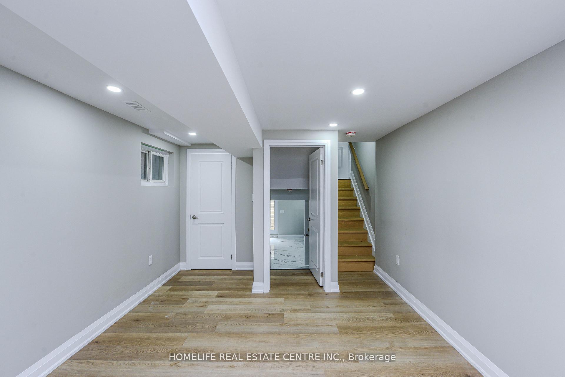 Photo 26 of 37 Newlyn Crescent, Brampton, Brampton North — HOMEH