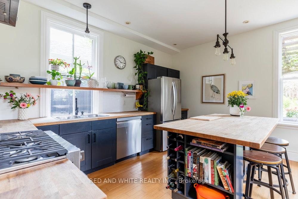 Photo 19 of 115 Locke Street N, Hamilton, Strathcona — HOMEH