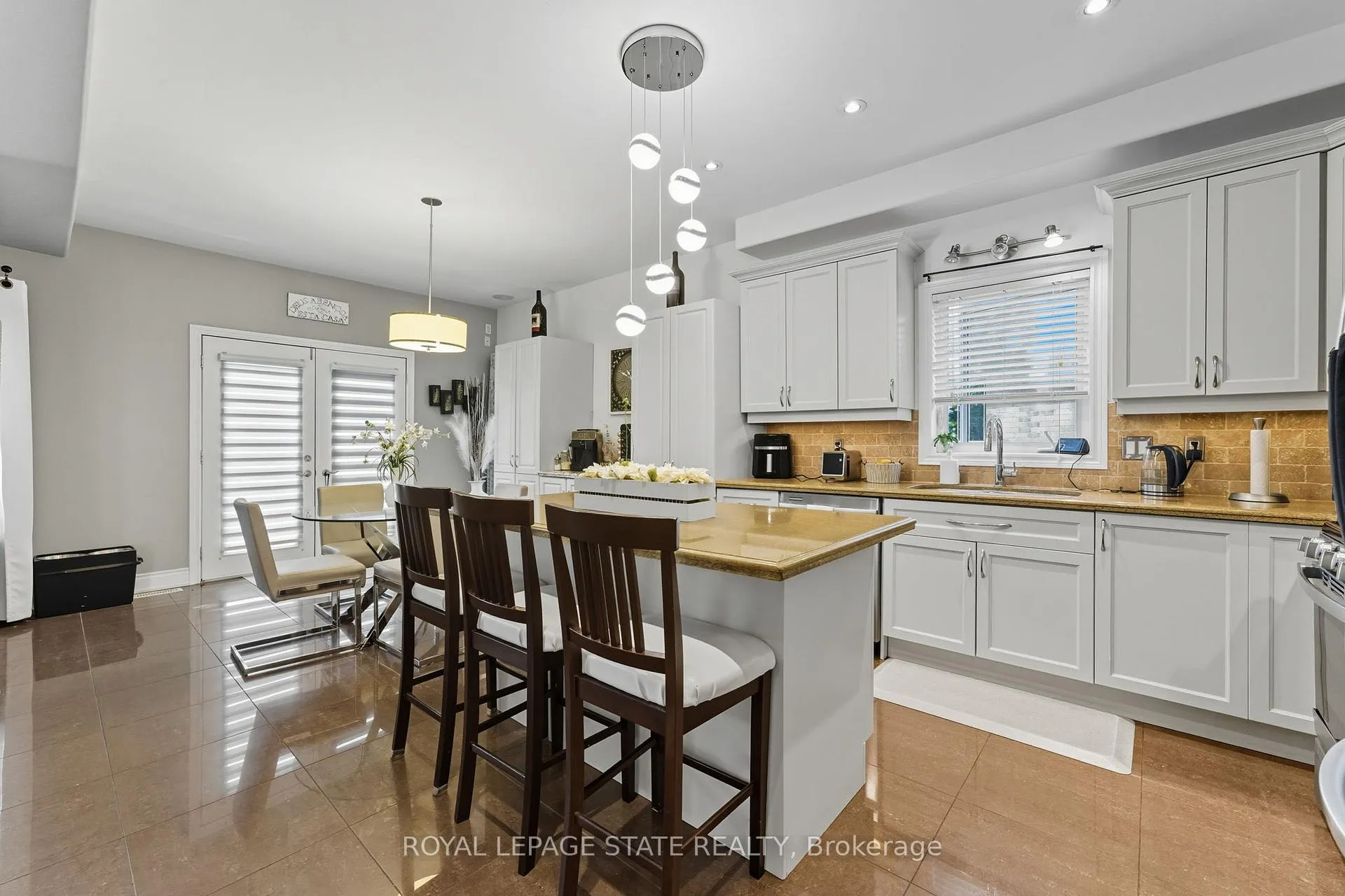 Photo 11 of 23 kellogg Avenue, Hamilton, Villages of Glancaster — HOMEH