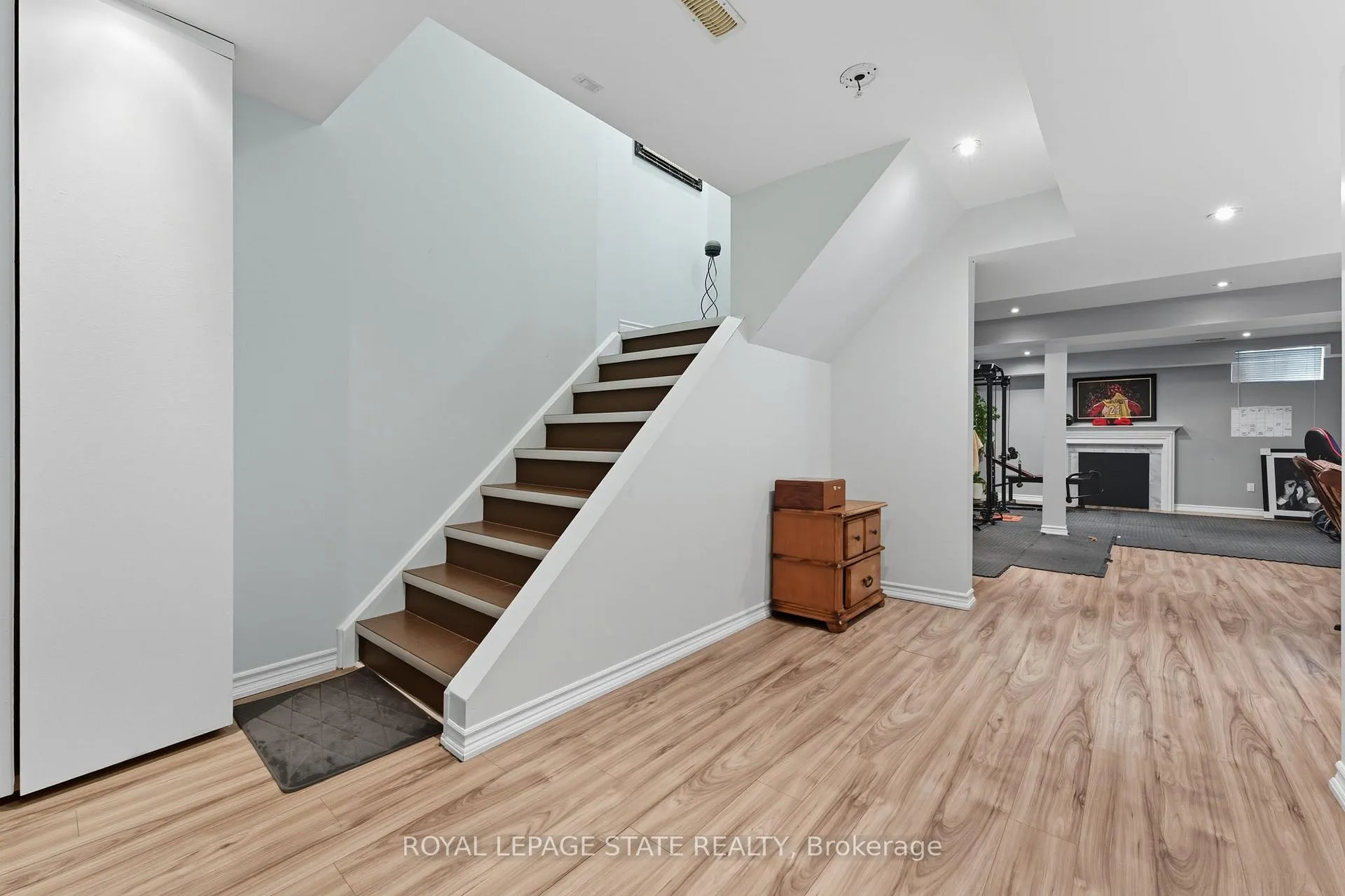Photo 29 of 23 kellogg Avenue, Hamilton, Villages of Glancaster — HOMEH