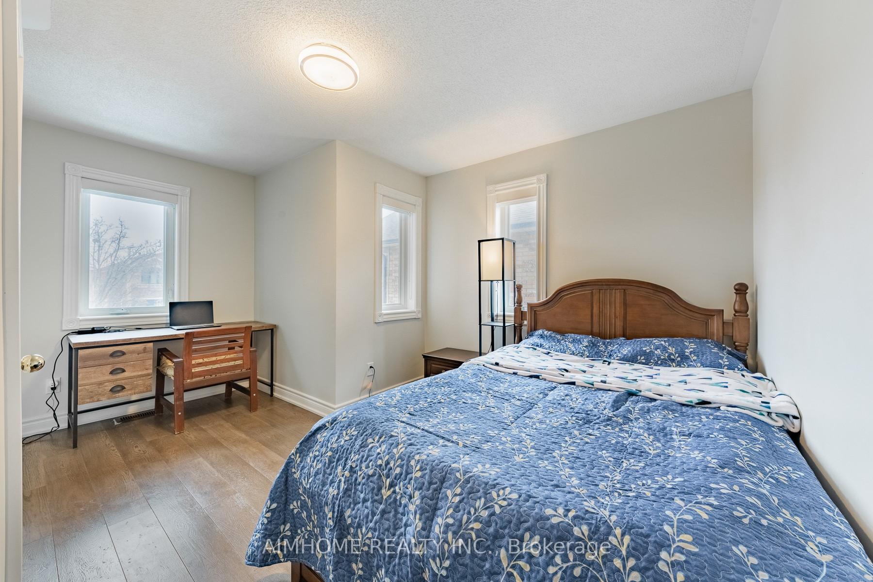 Photo 14 of 80 Purcell Crescent, Vaughan, Maple — HOMEH