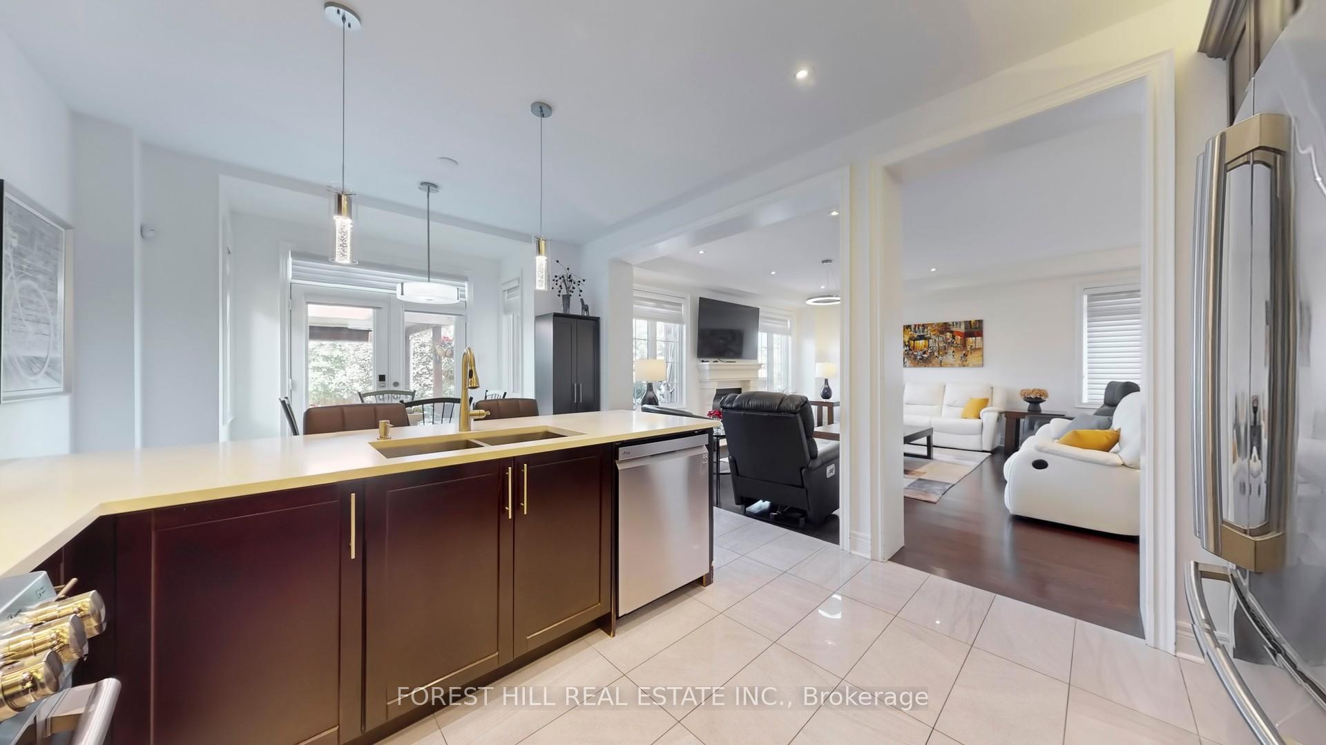 Photo 13 of 167 Rising Hill Ridge, Brampton, Bram West — HOMEH