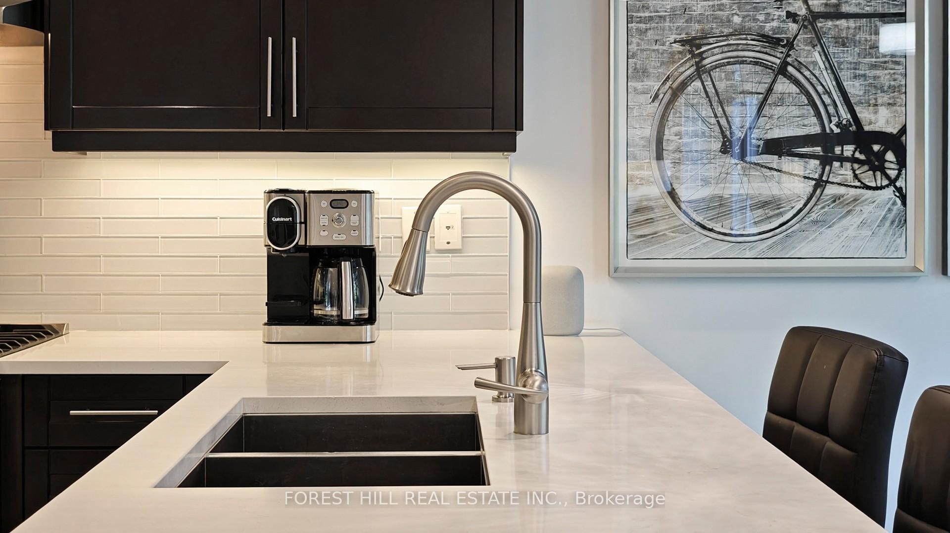 Photo 14 of 167 Rising Hill Ridge, Brampton, Bram West — HOMEH