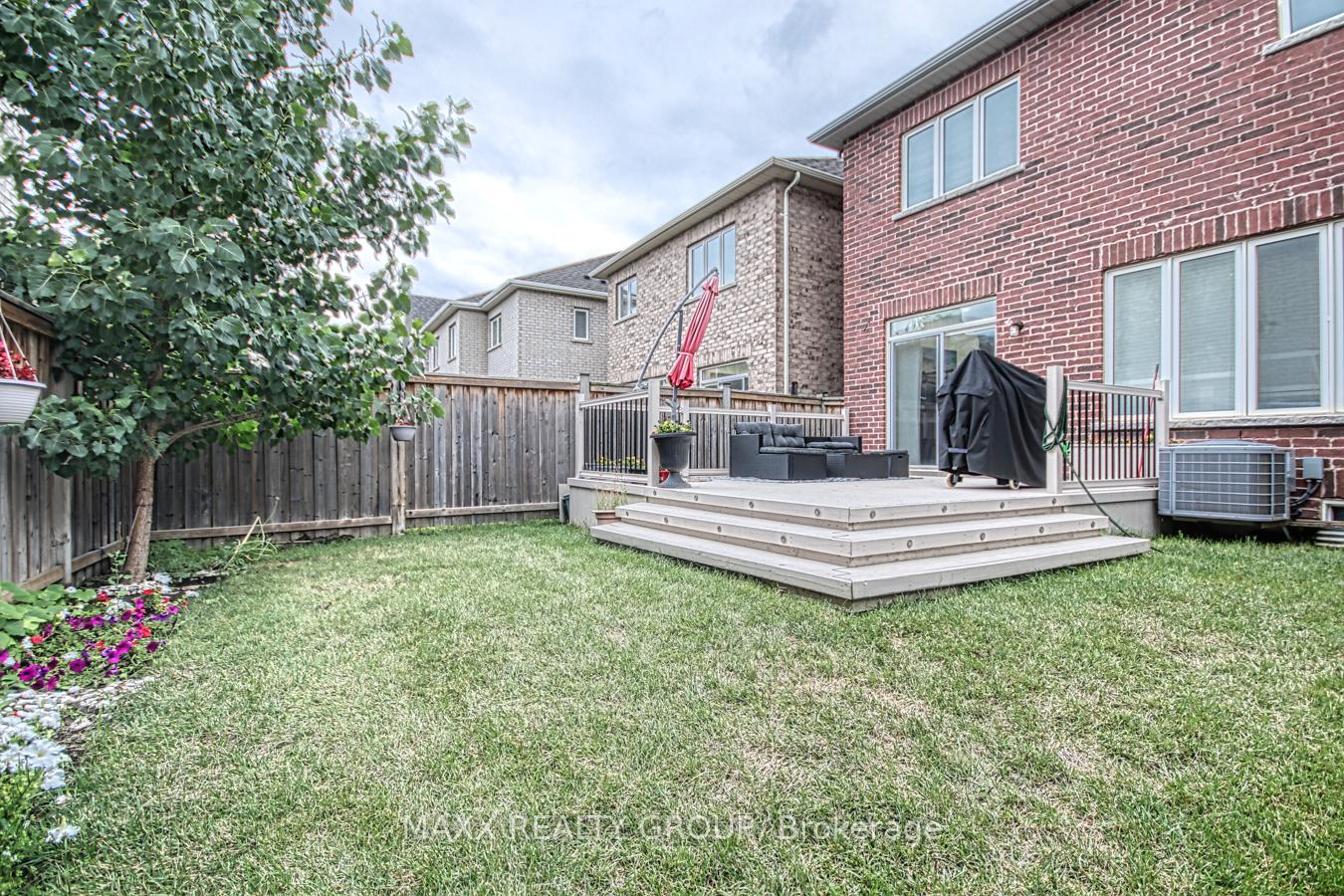 Photo 4 of 67 Aldersgate Drive, Brampton, Northwest Brampton — HOMEH
