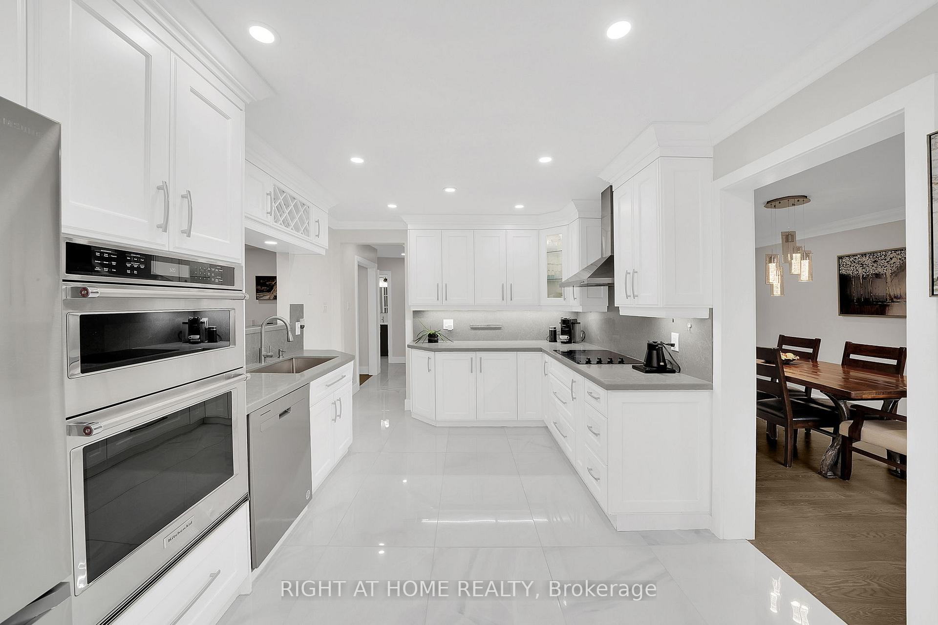 Photo 10 of 57 Wexford Road, Brampton, Heart Lake West — HOMEH