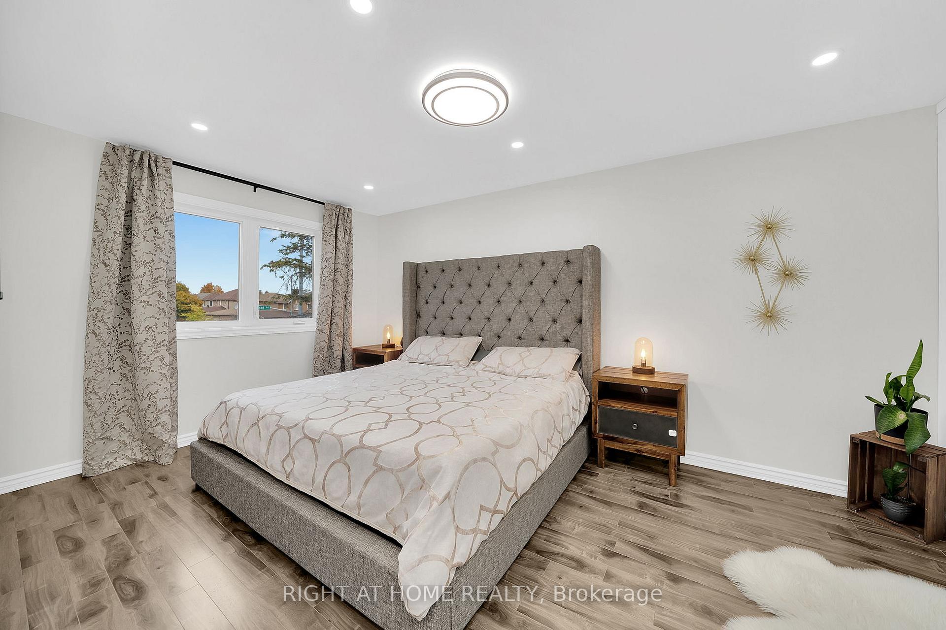 Photo 21 of 57 Wexford Road, Brampton, Heart Lake West — HOMEH