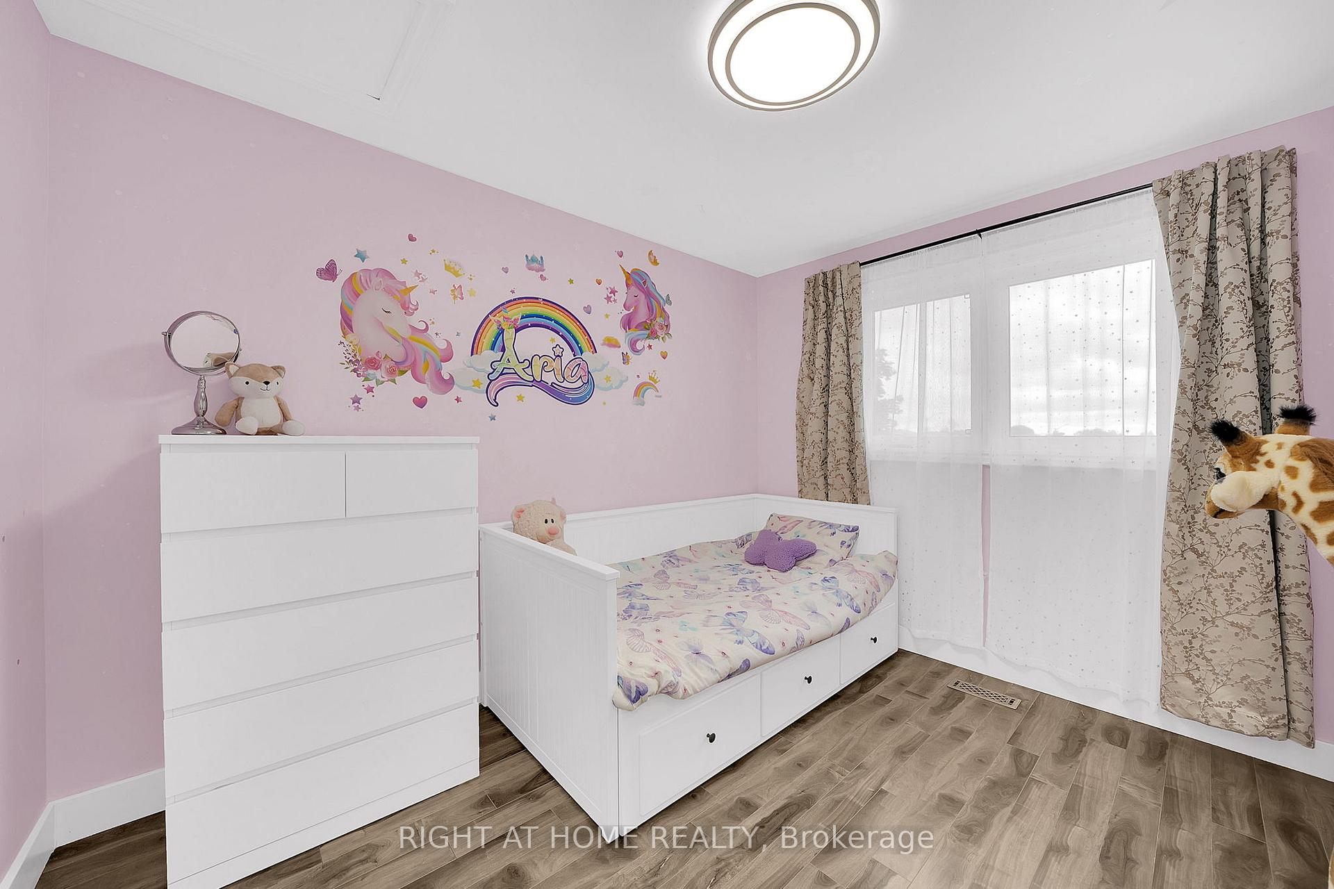 Photo 25 of 57 Wexford Road, Brampton, Heart Lake West — HOMEH