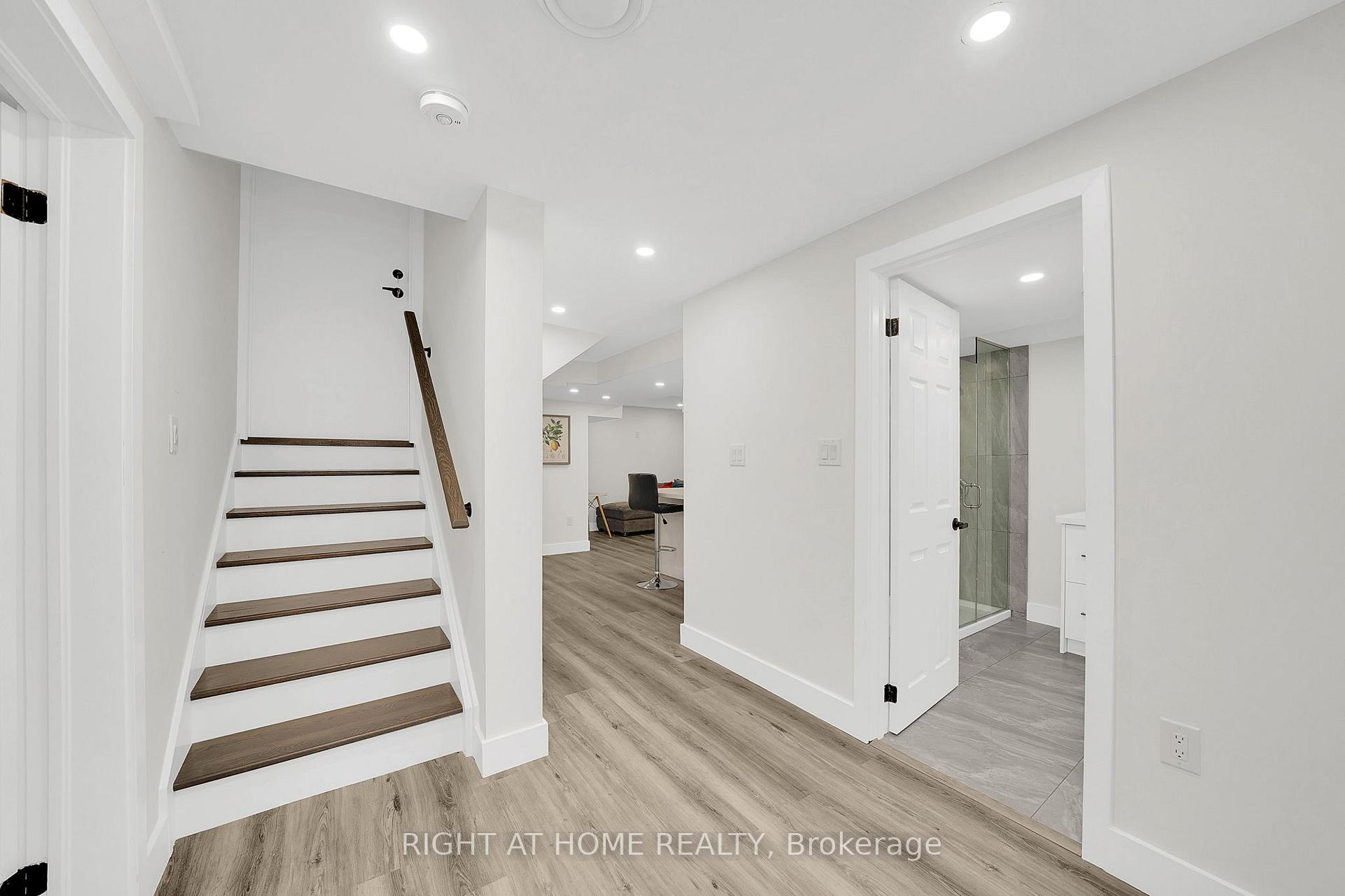 Photo 31 of 57 Wexford Road, Brampton, Heart Lake West — HOMEH