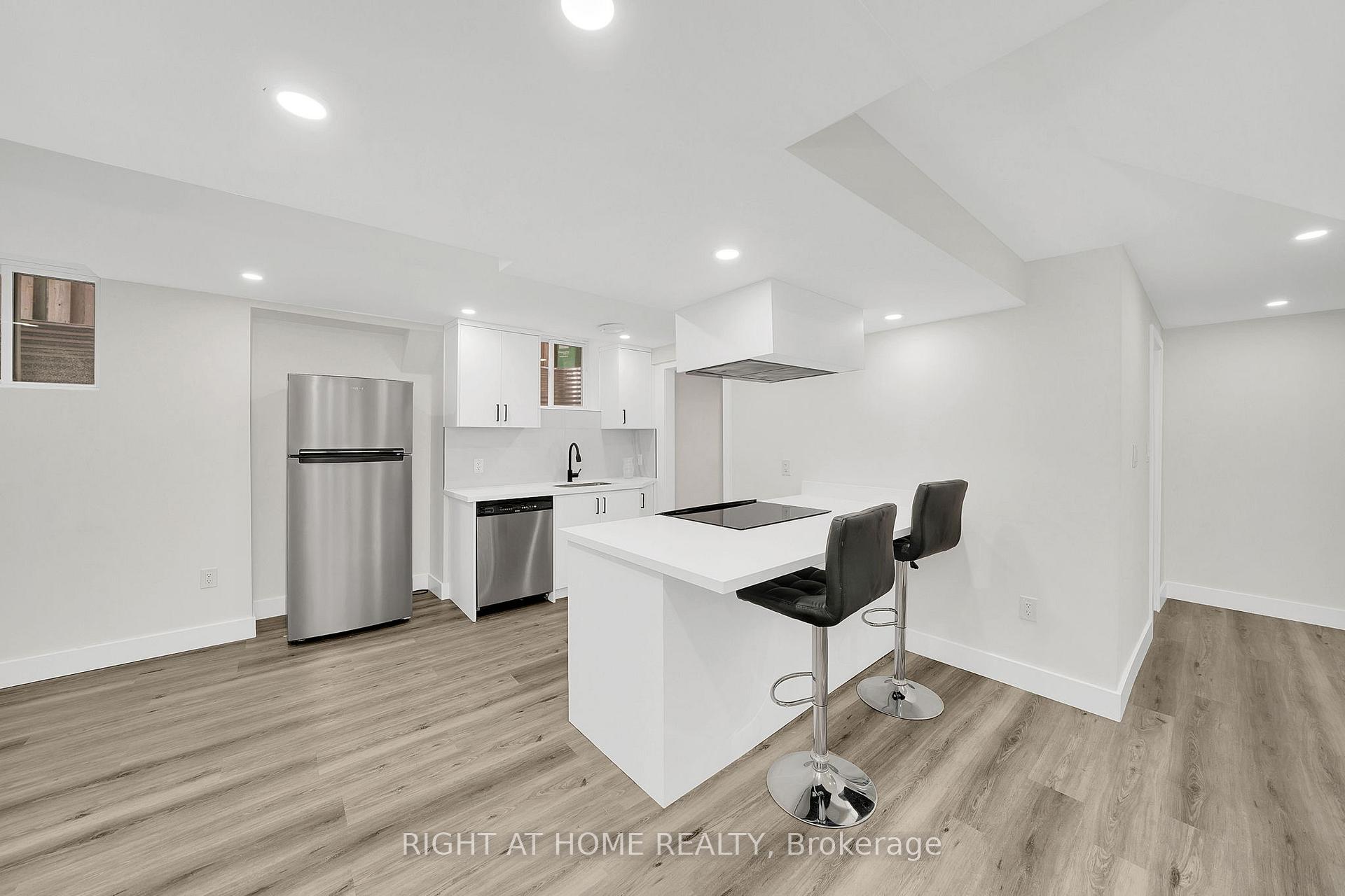 Photo 35 of 57 Wexford Road, Brampton, Heart Lake West — HOMEH