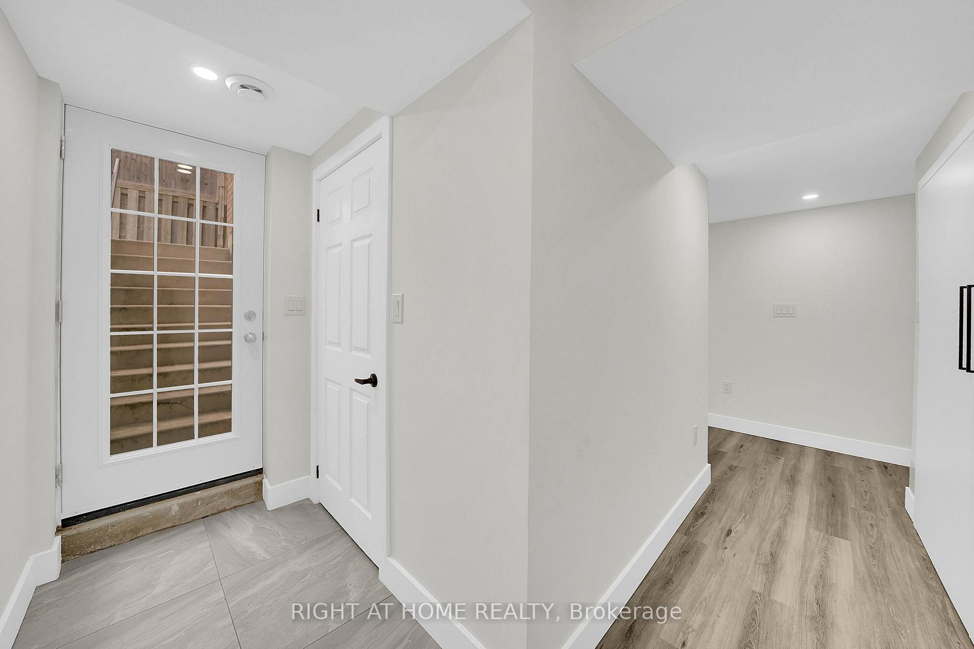 Photo 41 of 57 Wexford Road, Brampton, Heart Lake West — HOMEH