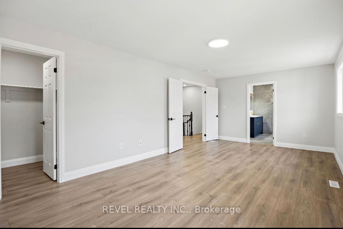 Photo 10 of Unit Main, 19 Masters Green Crescent, Brampton, Snelgrove — HOMEH
