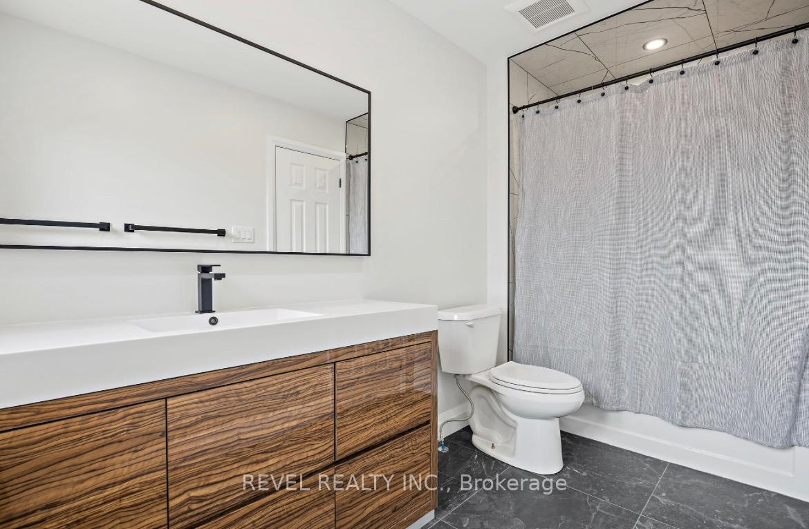 Photo 12 of Unit Main, 19 Masters Green Crescent, Brampton, Snelgrove — HOMEH