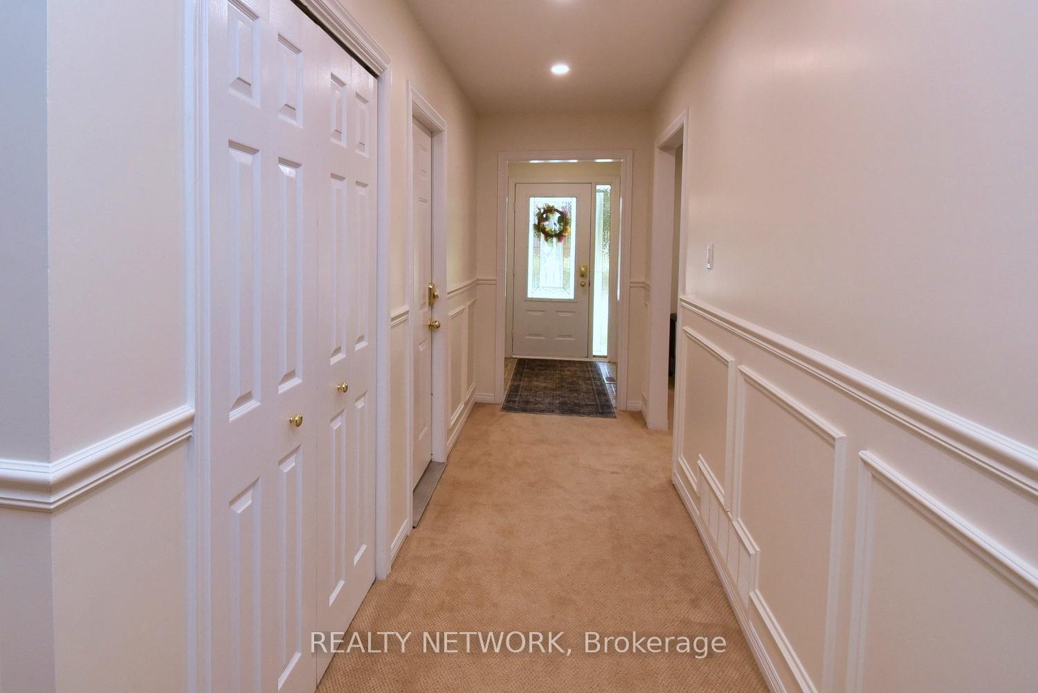 Photo 6 of 47 Highland Park Drive, Hamilton, Dundas — HOMEH