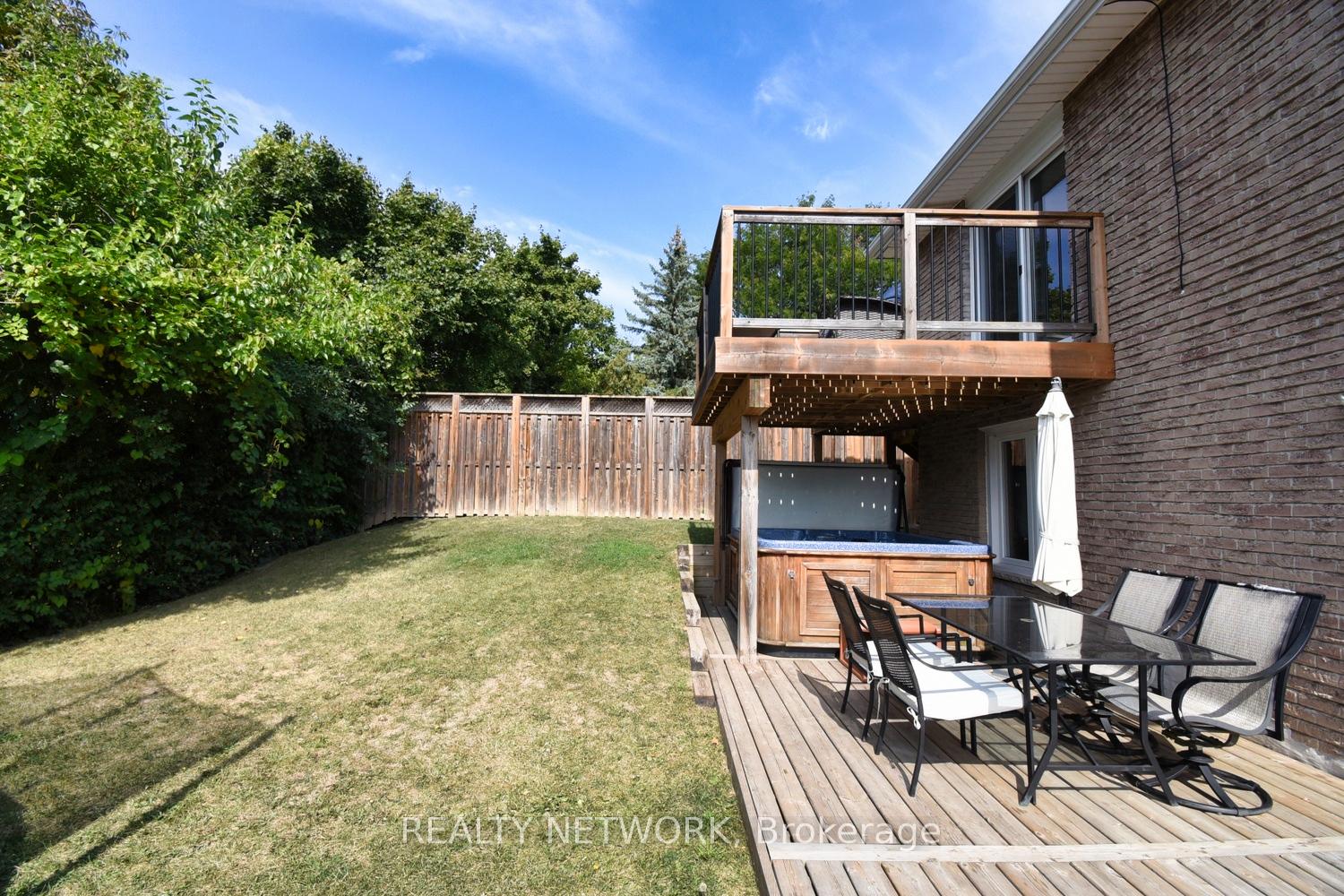 Photo 28 of 47 Highland Park Drive, Hamilton, Dundas — HOMEH