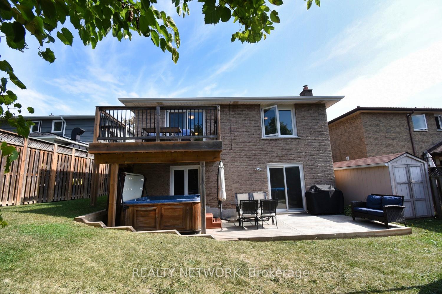 Photo 30 of 47 Highland Park Drive, Hamilton, Dundas — HOMEH
