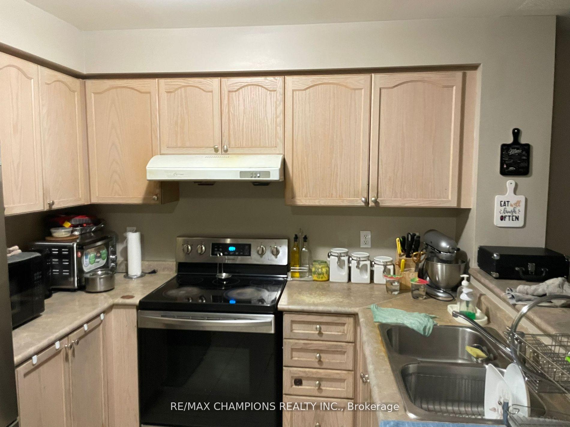 Photo 3 of Unit Upper, 45 Feather Reed Way, Brampton, Sandringham-Wellington — HOMEH